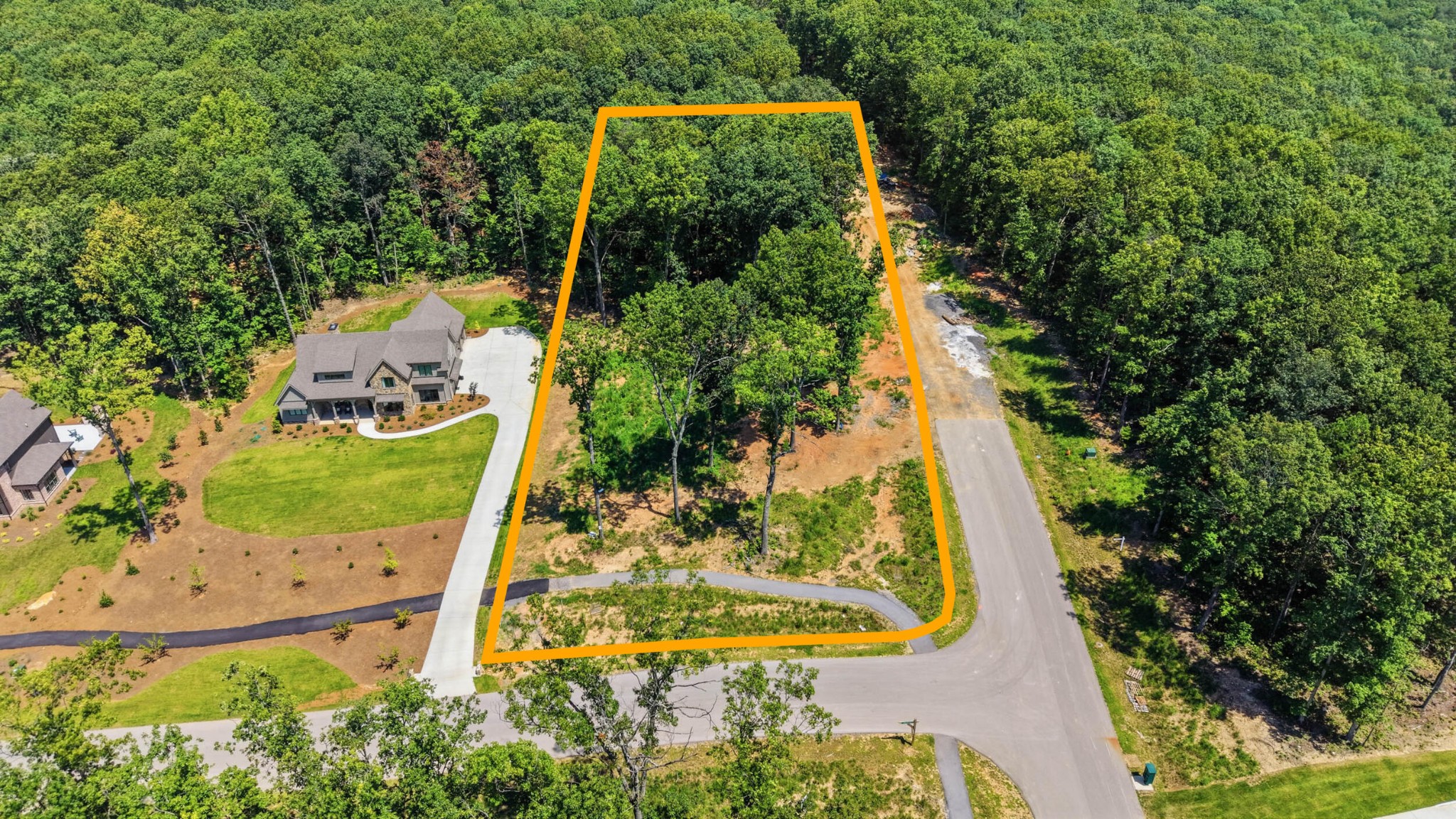 8581 Bear Paw Trail Property Photo 1