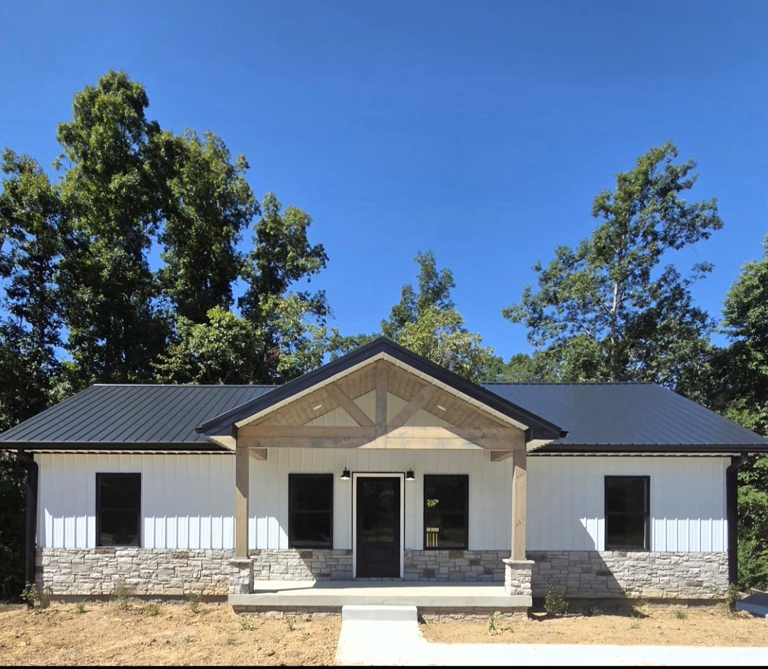30036 Piper Road Property Photo 1