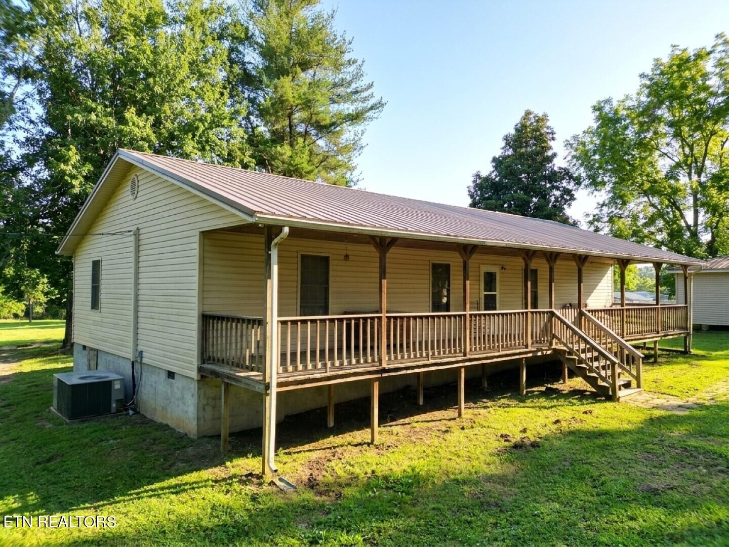 1207 Ray Brown Rd Property Photo 1