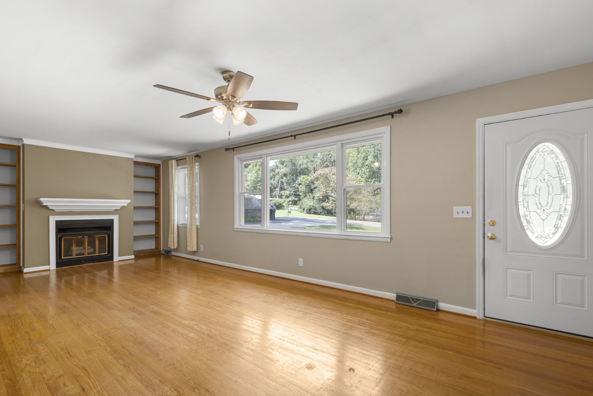306 Cedarview Dr Property Photo 10
