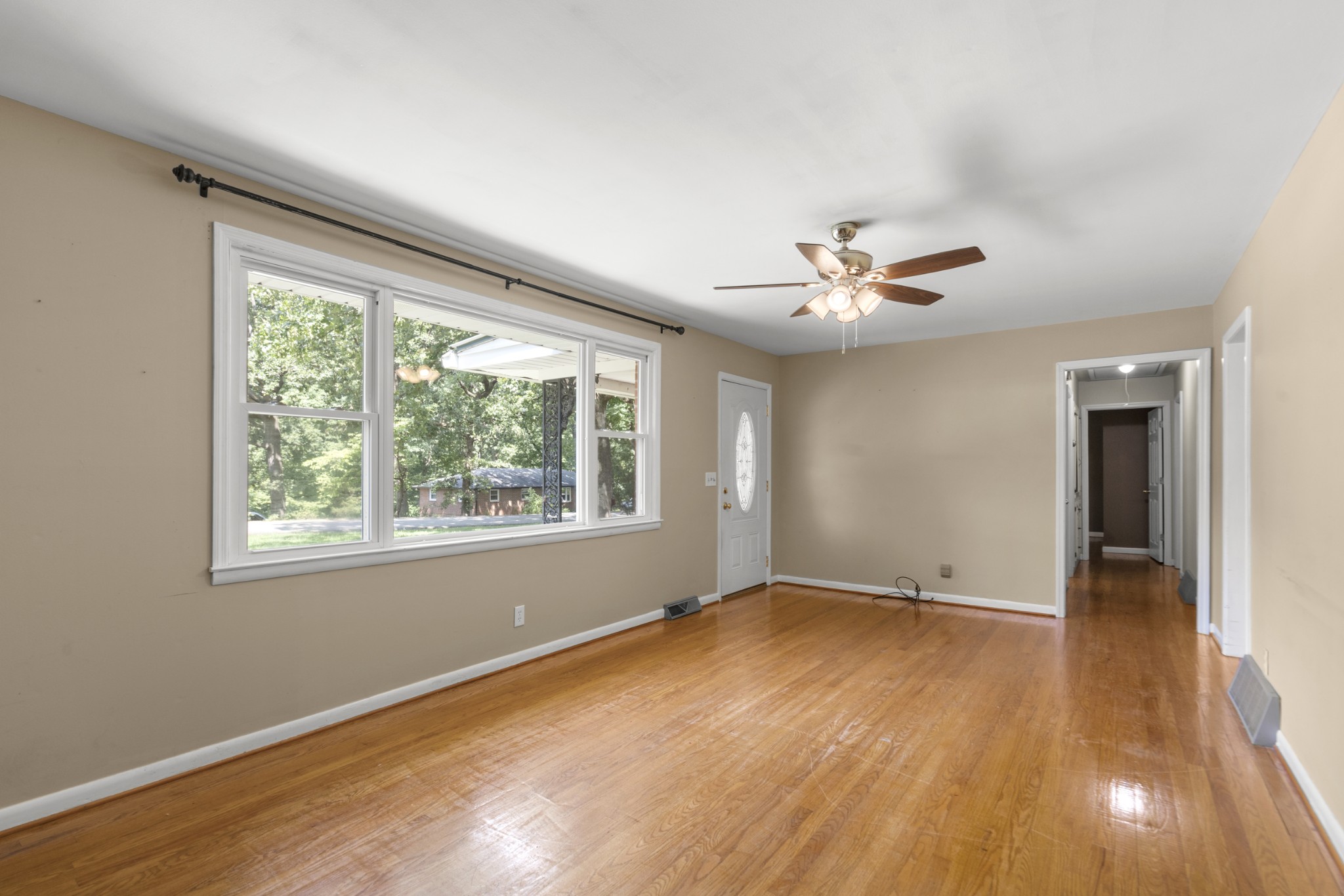 306 Cedarview Dr Property Photo 12