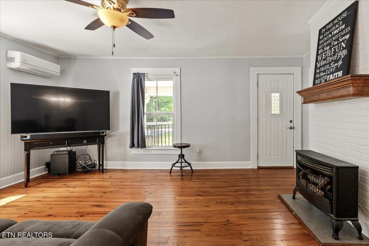795 Athens Pike Property Photo 5