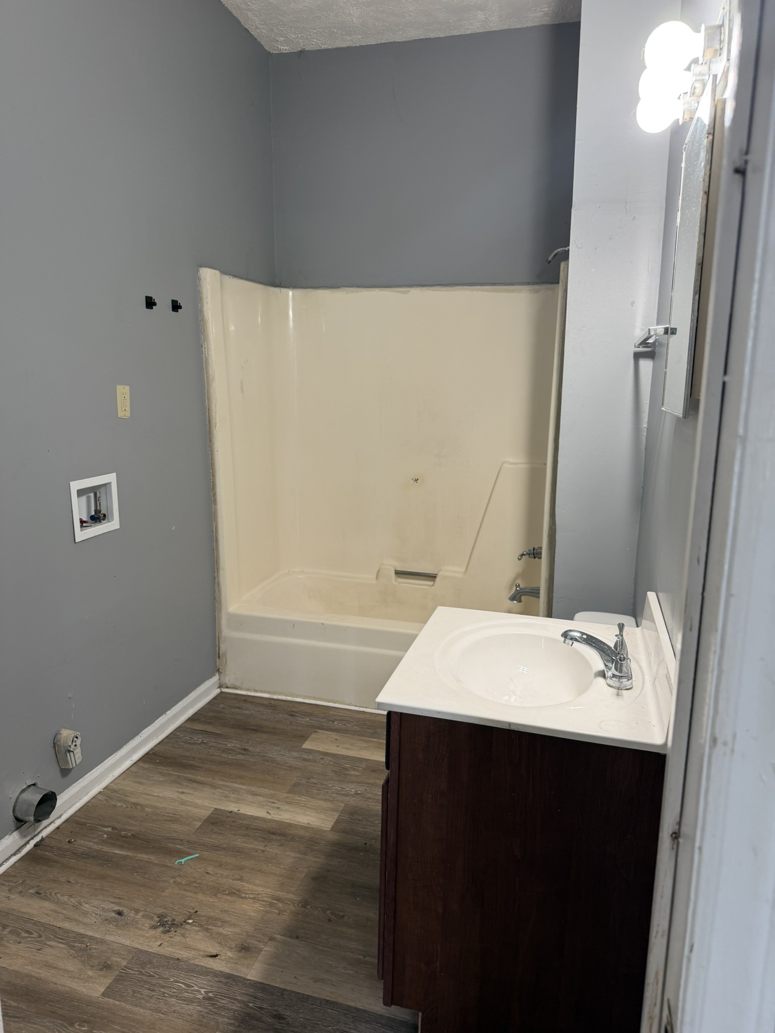 429 Forrest St Property Photo 9