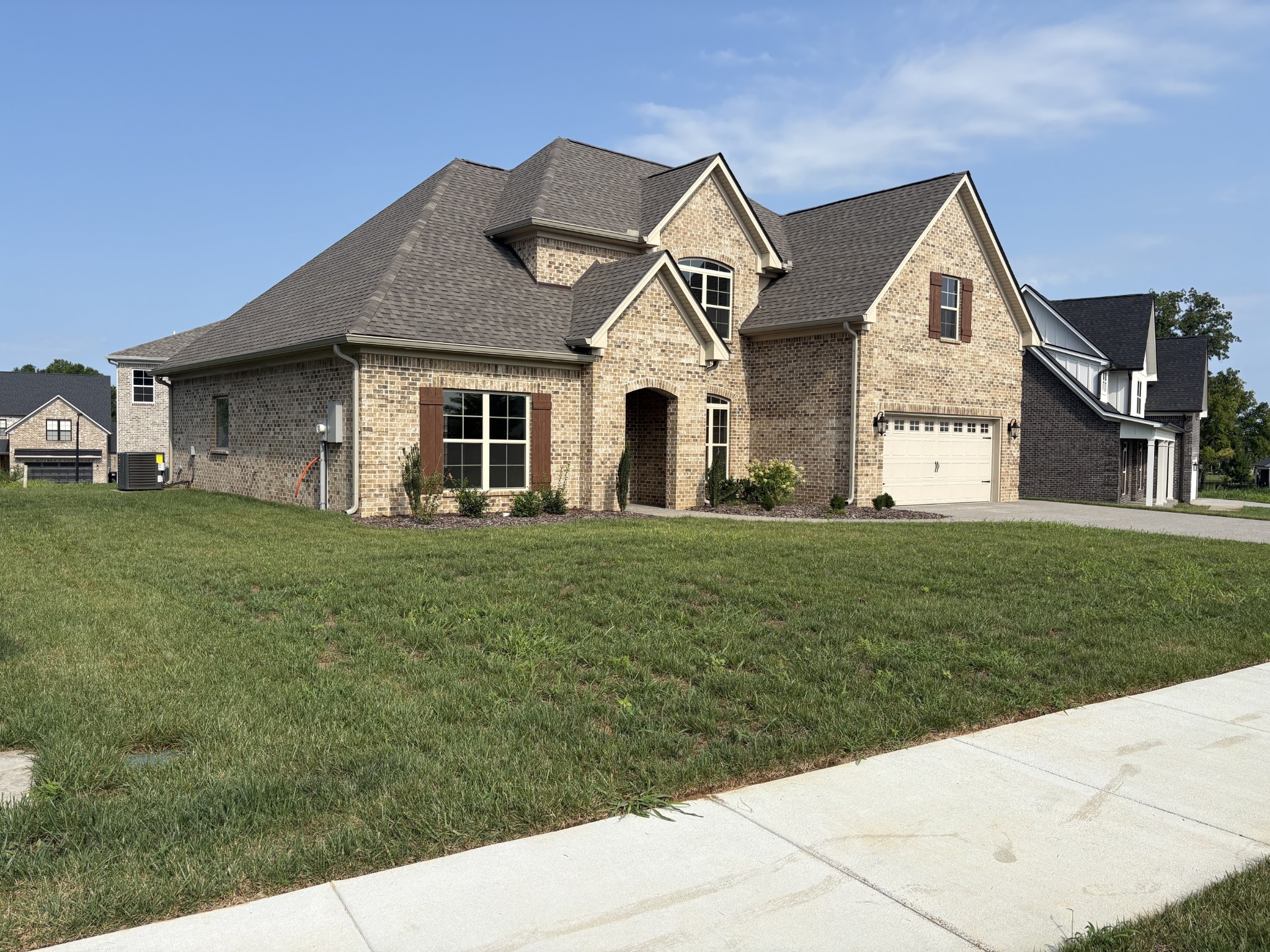 927 Licinius Ln Property Photo 3