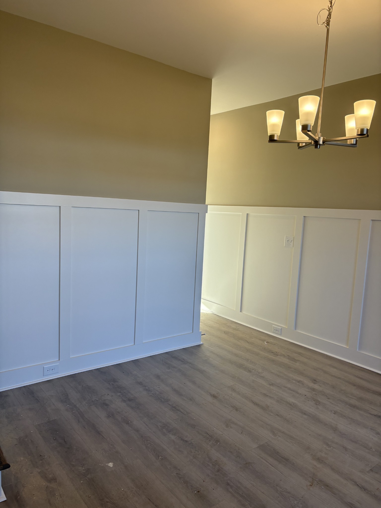 927 Licinius Ln Property Photo 18