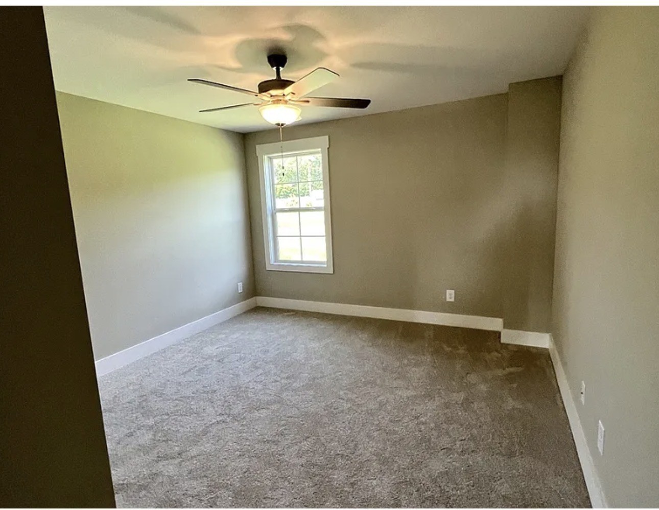 927 Licinius Ln Property Photo 46