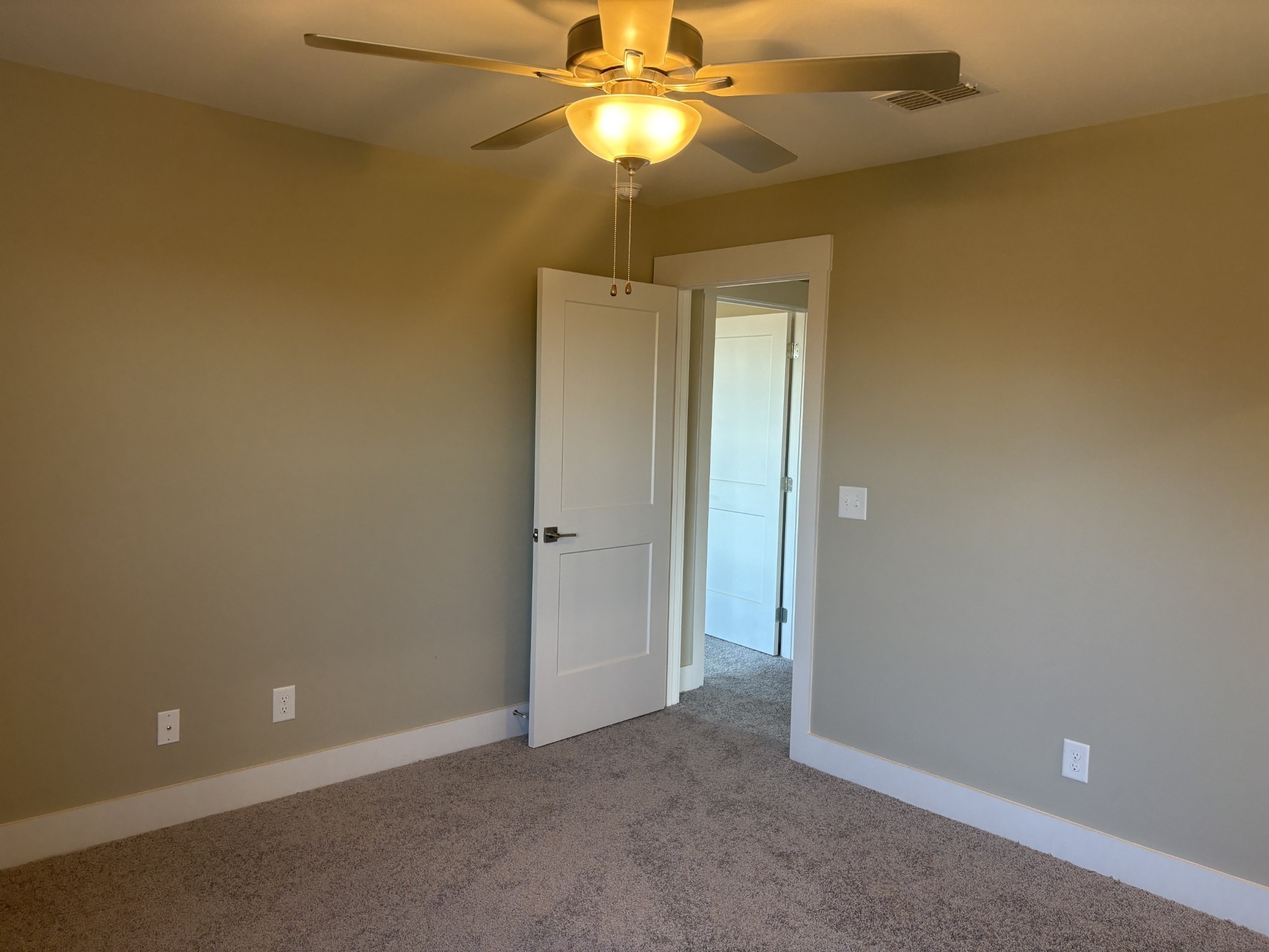 927 Licinius Ln Property Photo 61