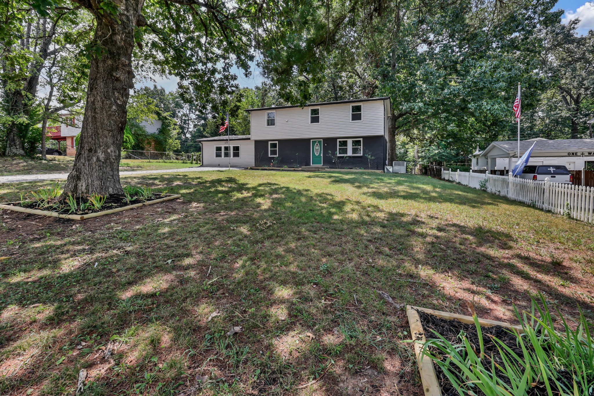 448 Appleton Dr Property Photo 1