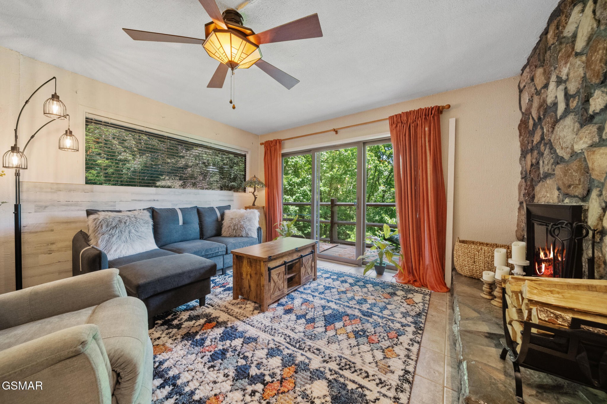 1081 Cove Road Property Photo 2