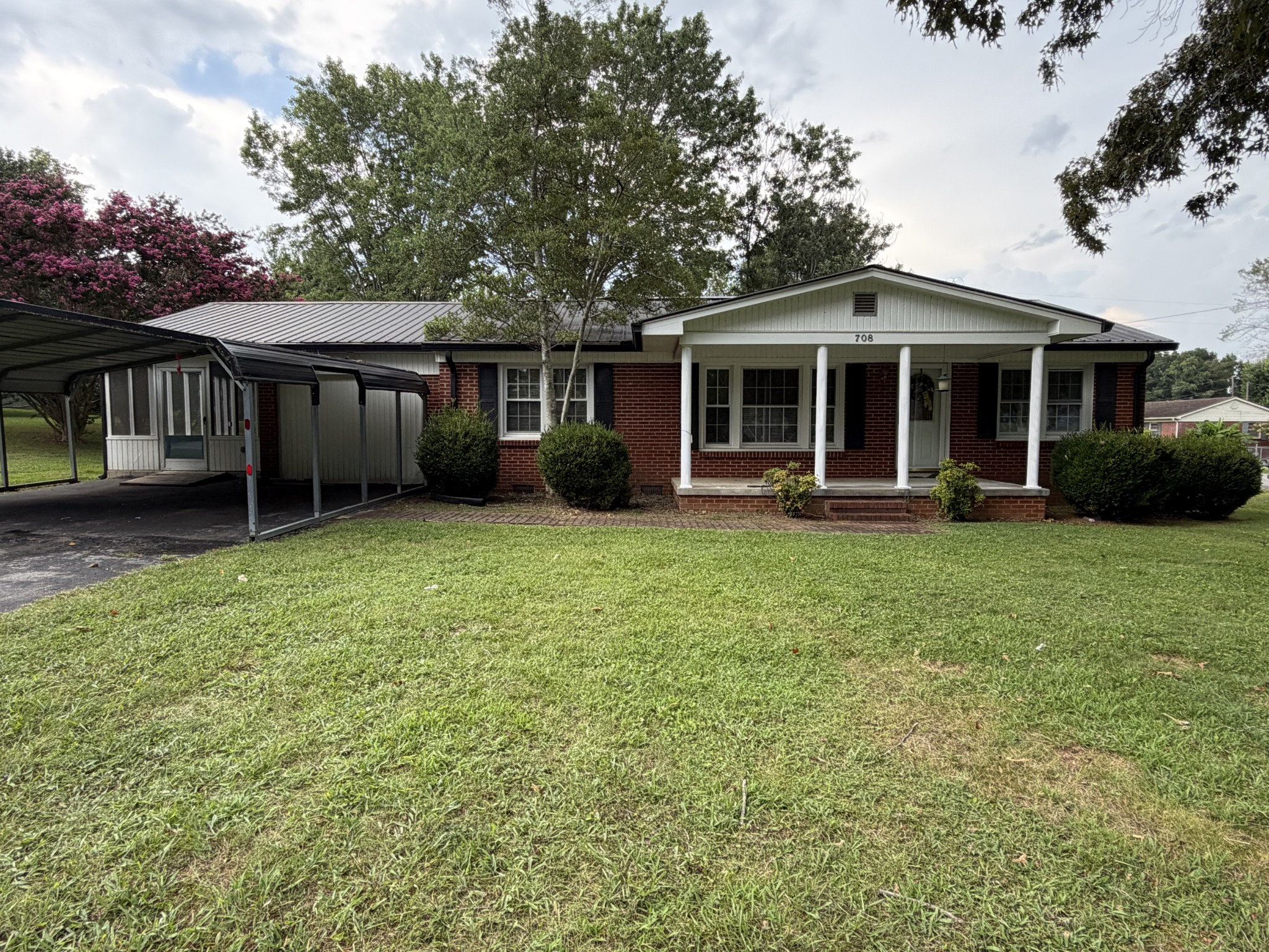 708 Cadillac Ln Property Photo 1