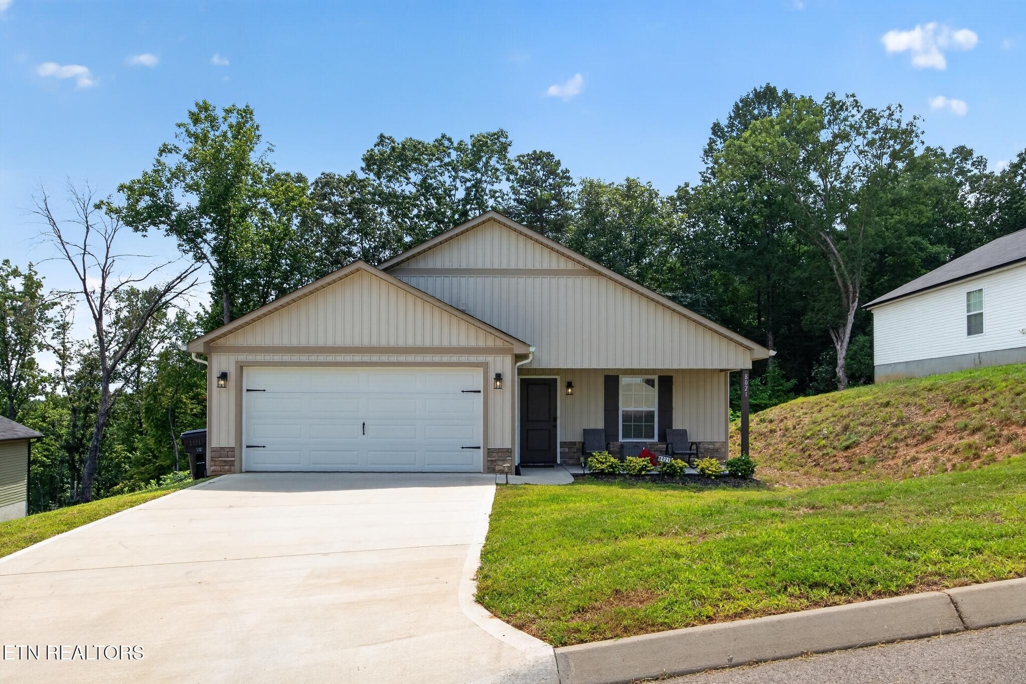 8021 Poplar Grove Lane Property Photo 1