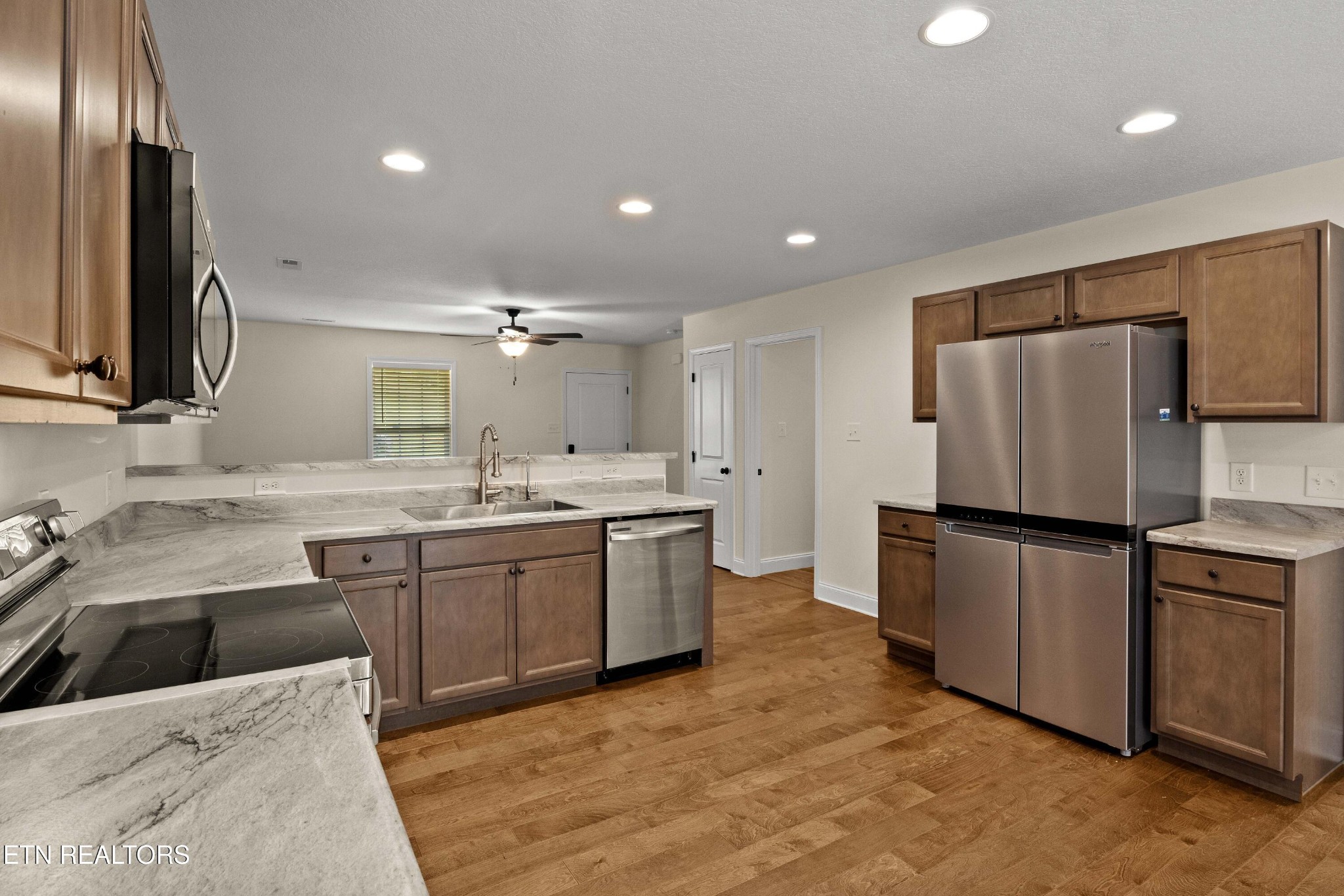 8021 Poplar Grove Lane Property Photo 8