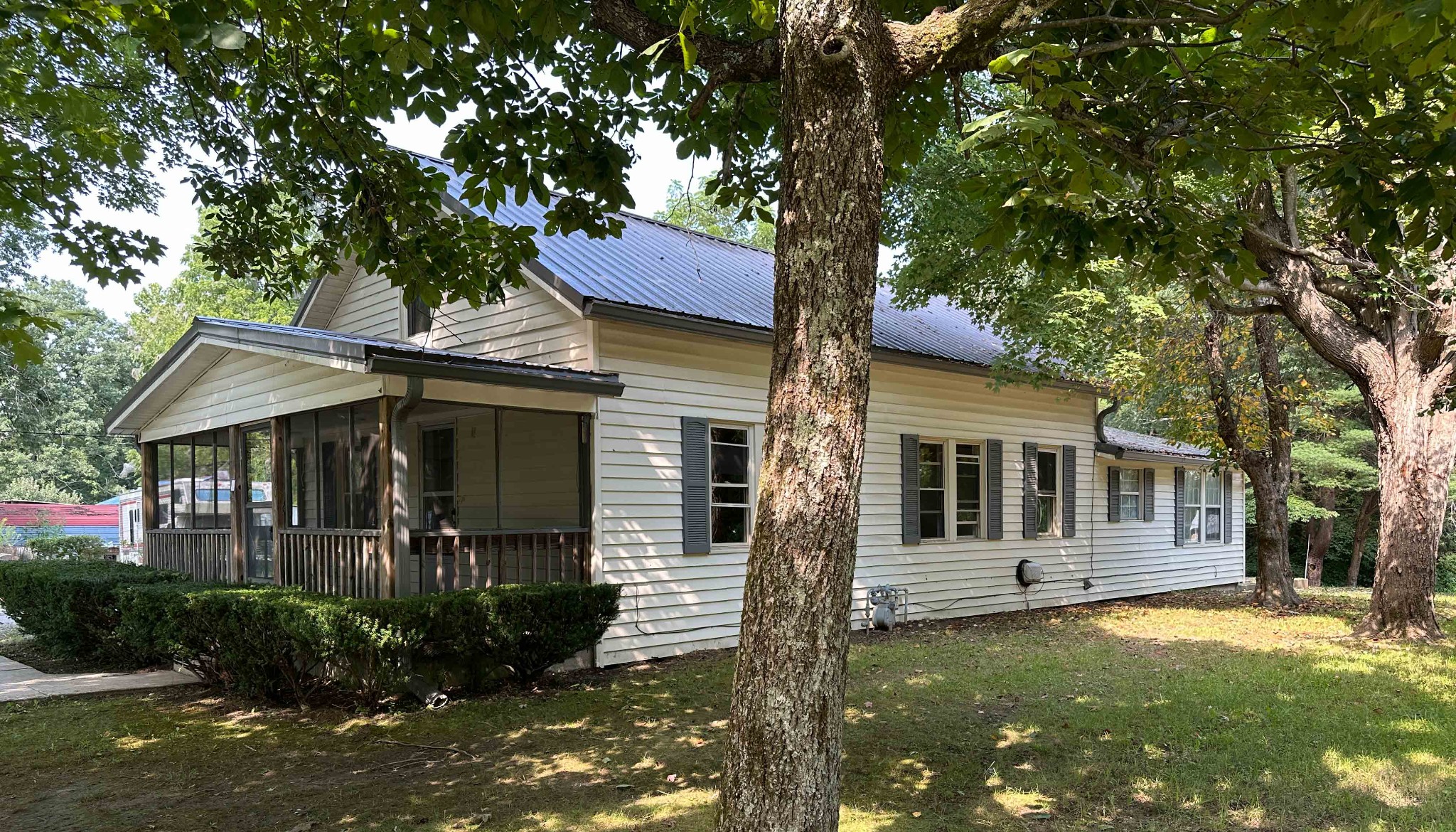 1000 Stephens Rd Property Photo 9
