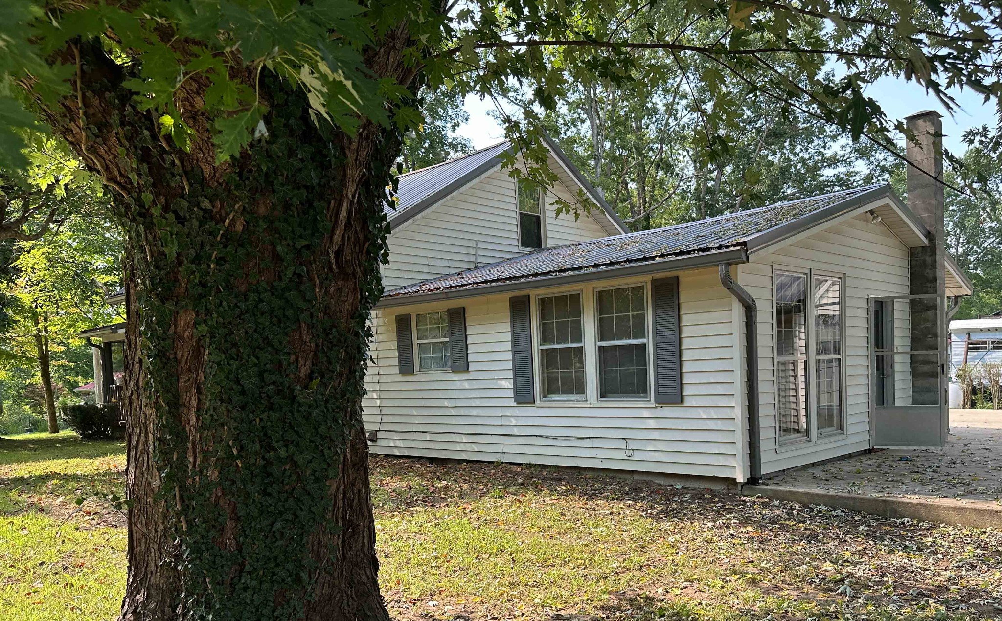 1000 Stephens Rd Property Photo 14