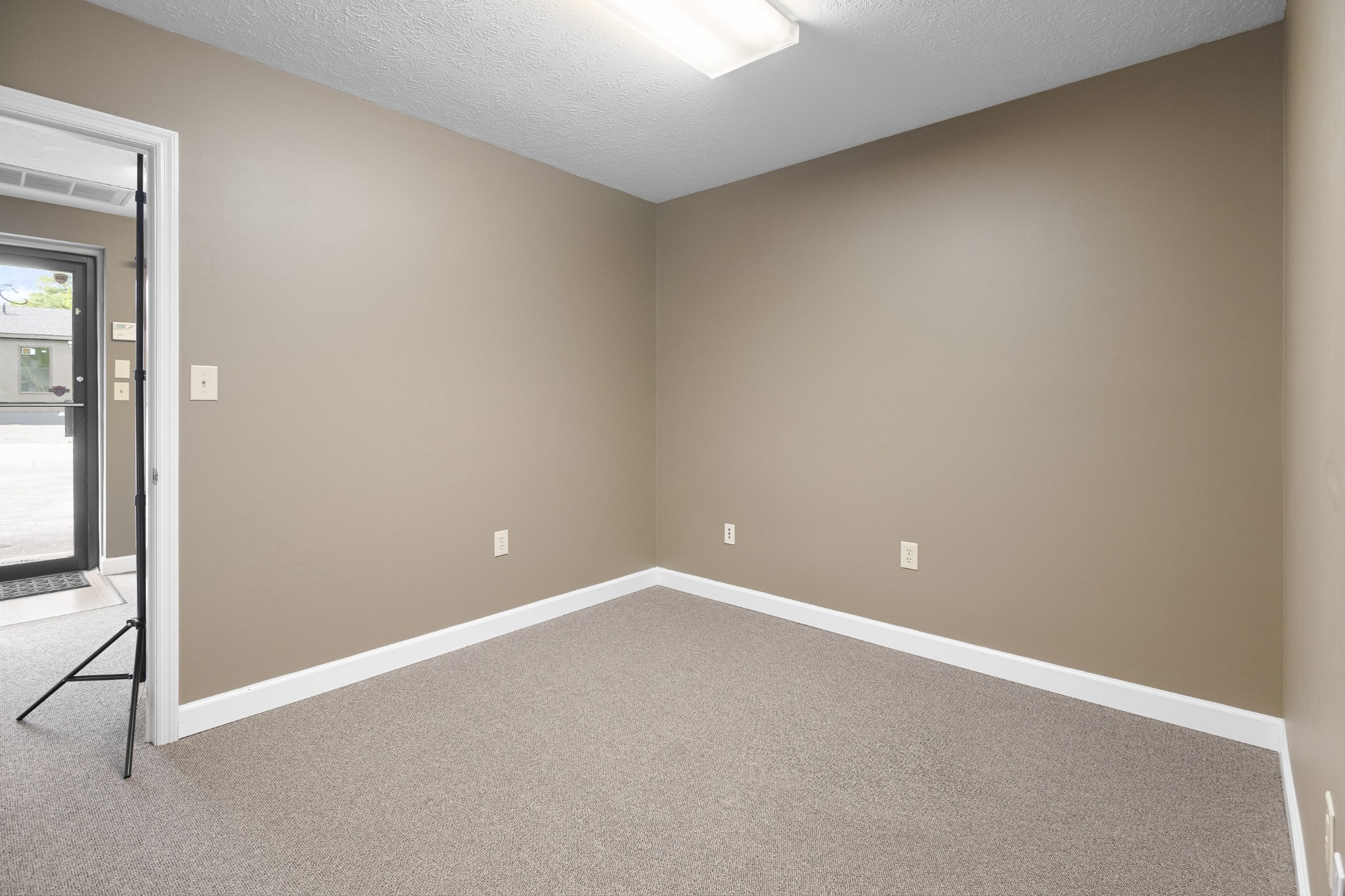 512 6th Ave Property Photo 15