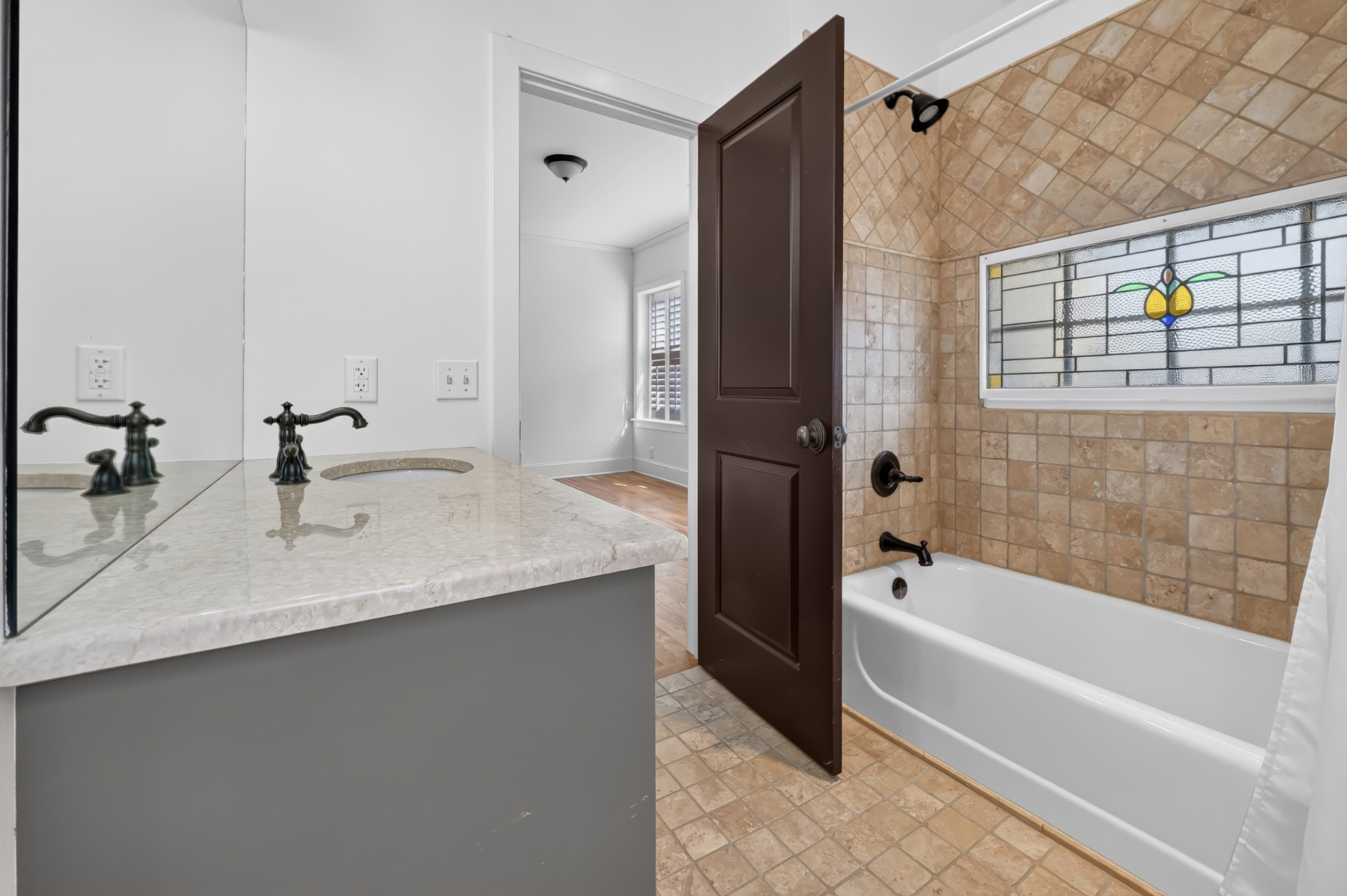 1708 Linden Ave Property Photo 52