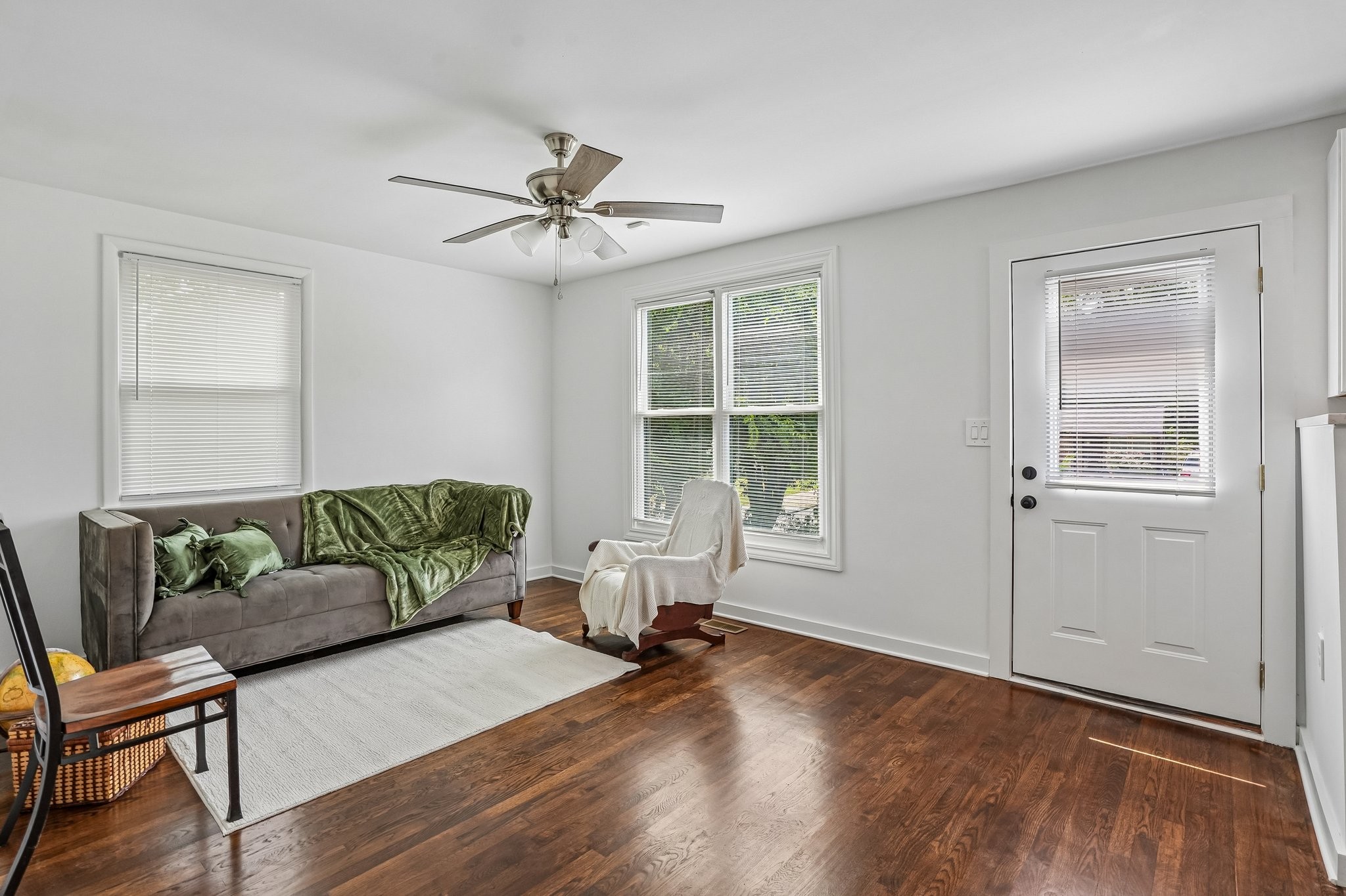 1467 Snell Blvd Property Photo 2