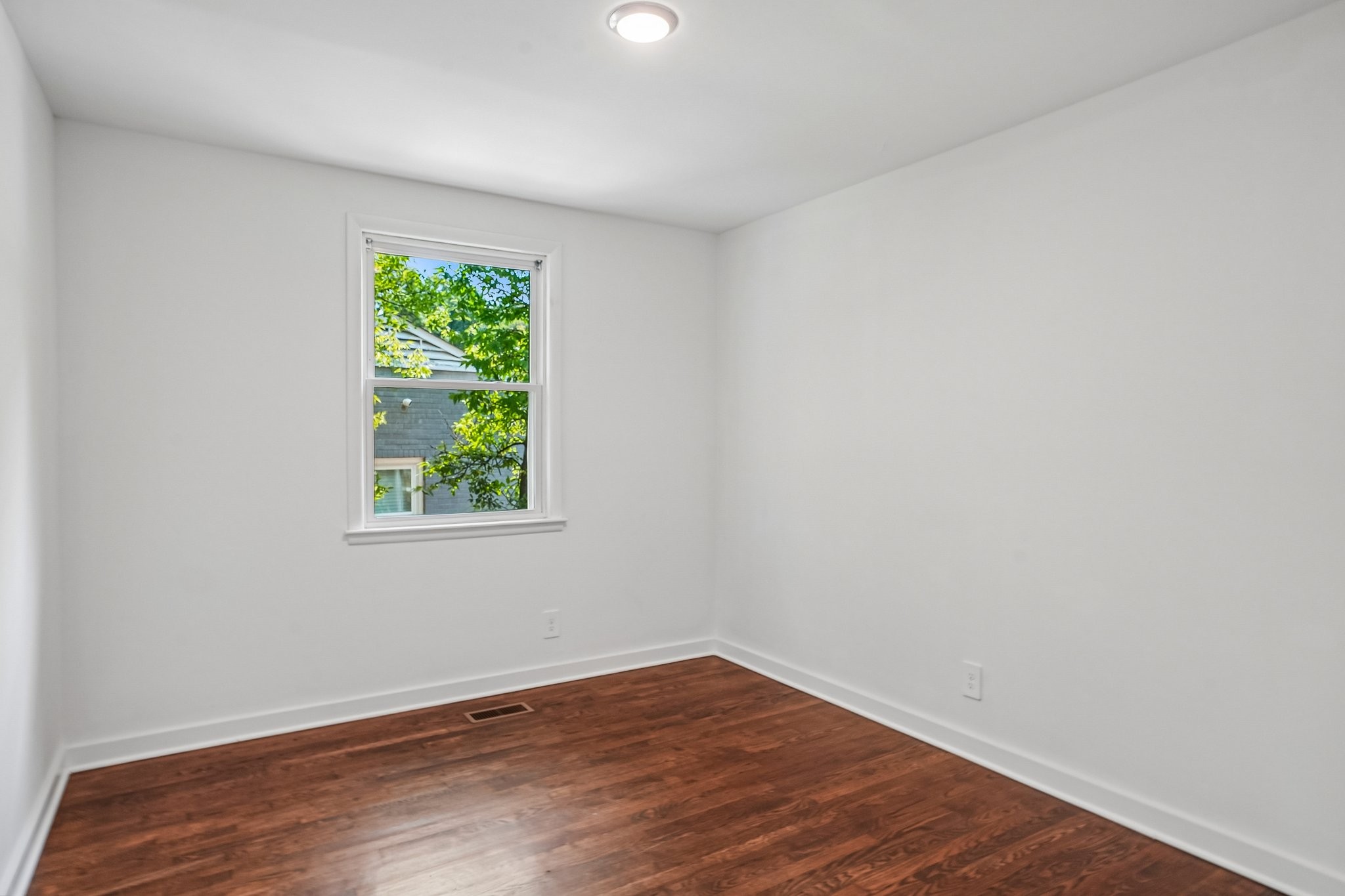 1467 Snell Blvd Property Photo 17