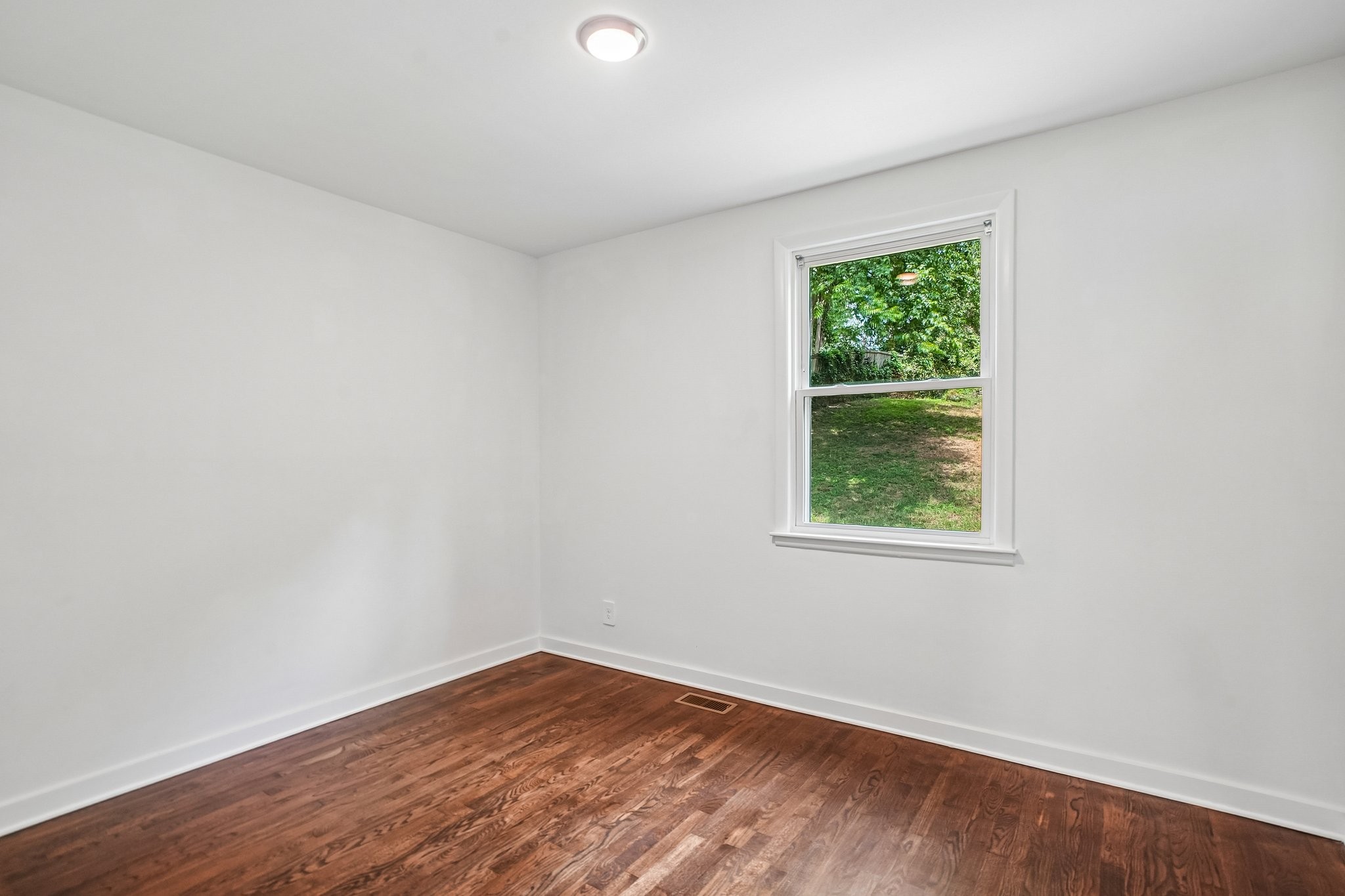 1467 Snell Blvd Property Photo 18