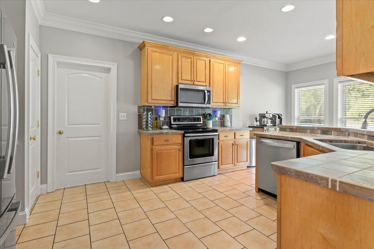 3450 Misty Meadows Drive Property Photo 9