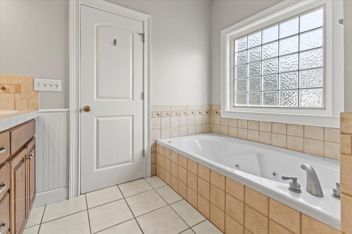 3450 Misty Meadows Drive Property Photo 17