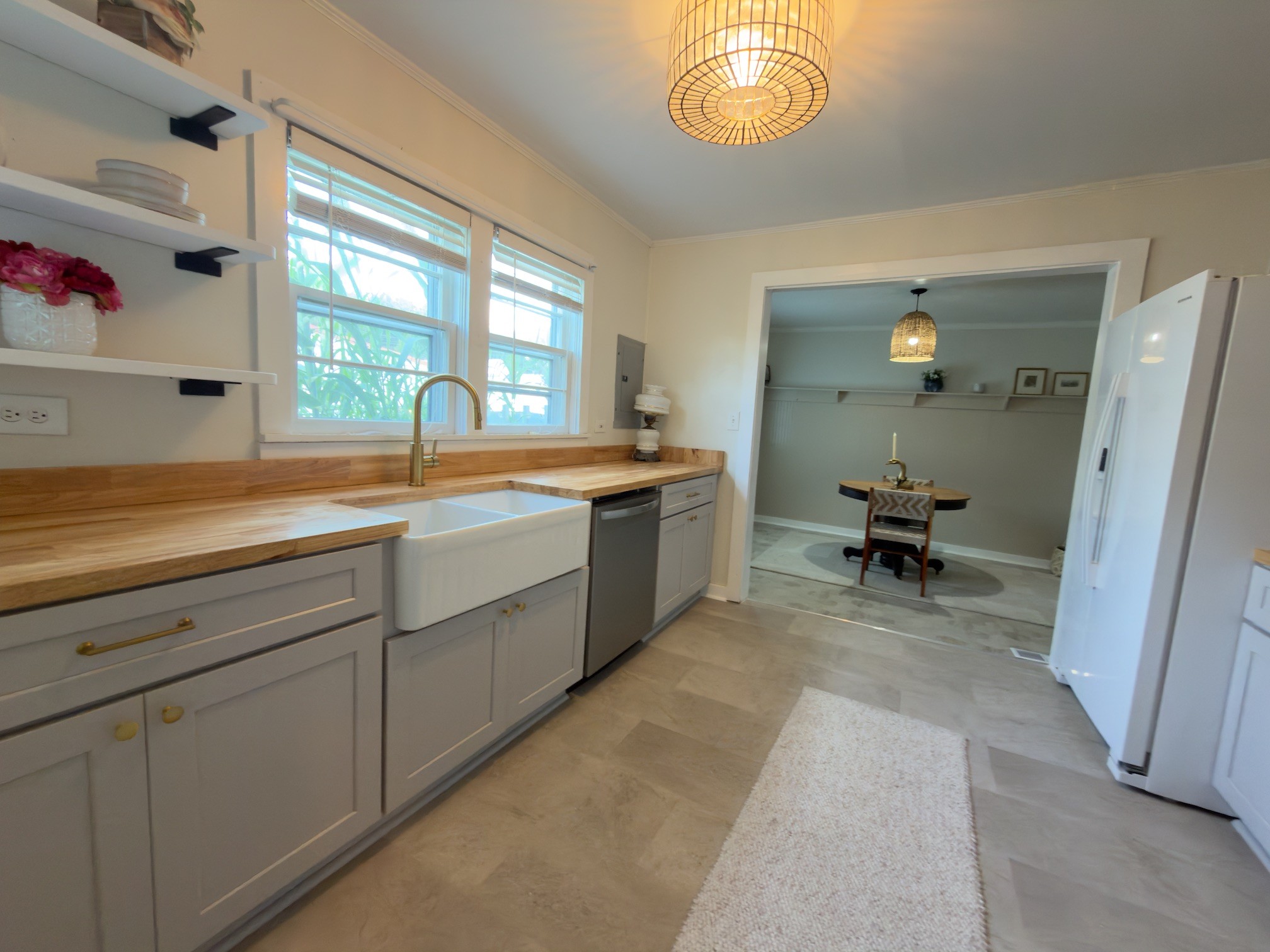 109 Parker St Property Photo 4