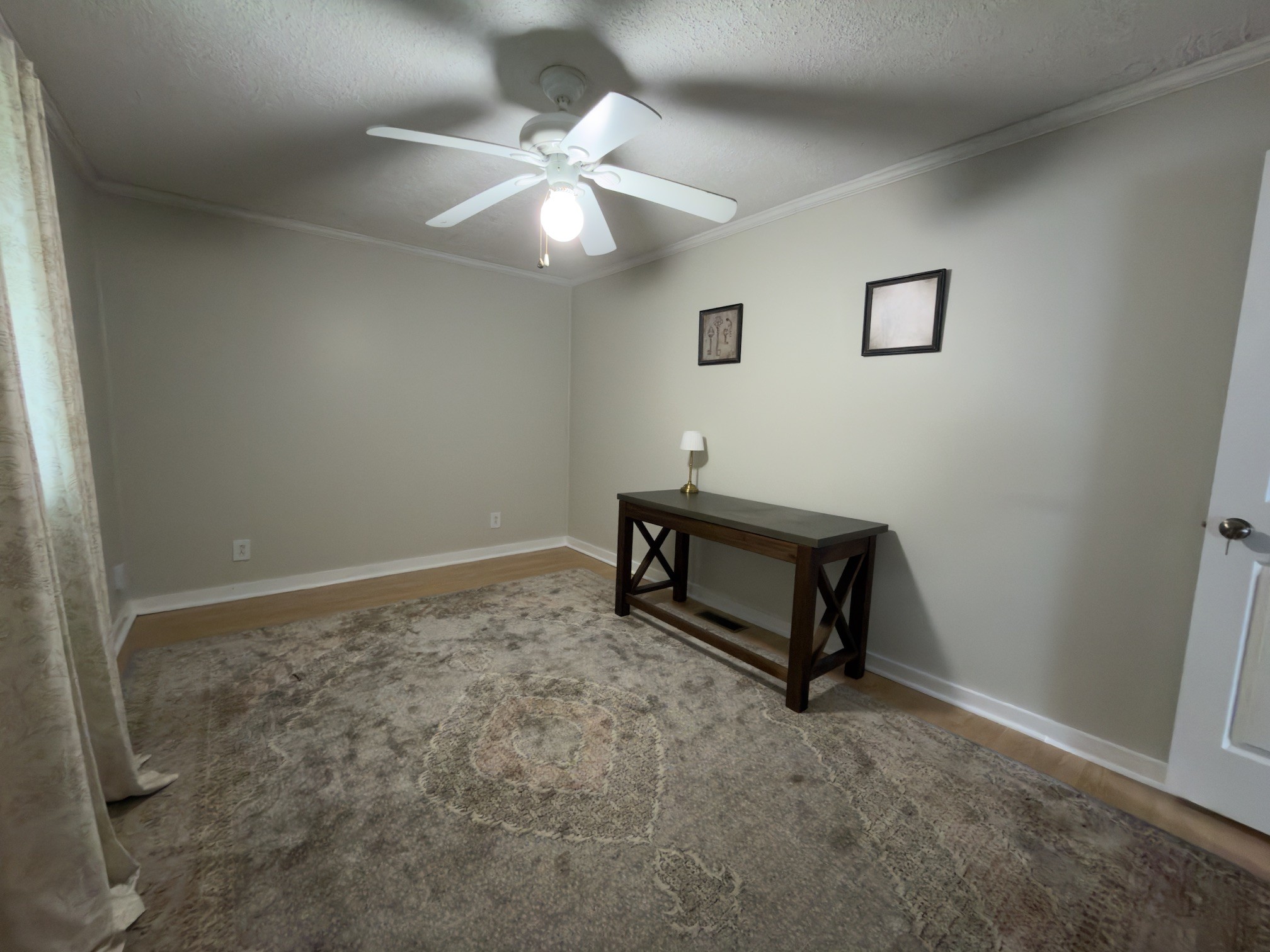 109 Parker St Property Photo 9