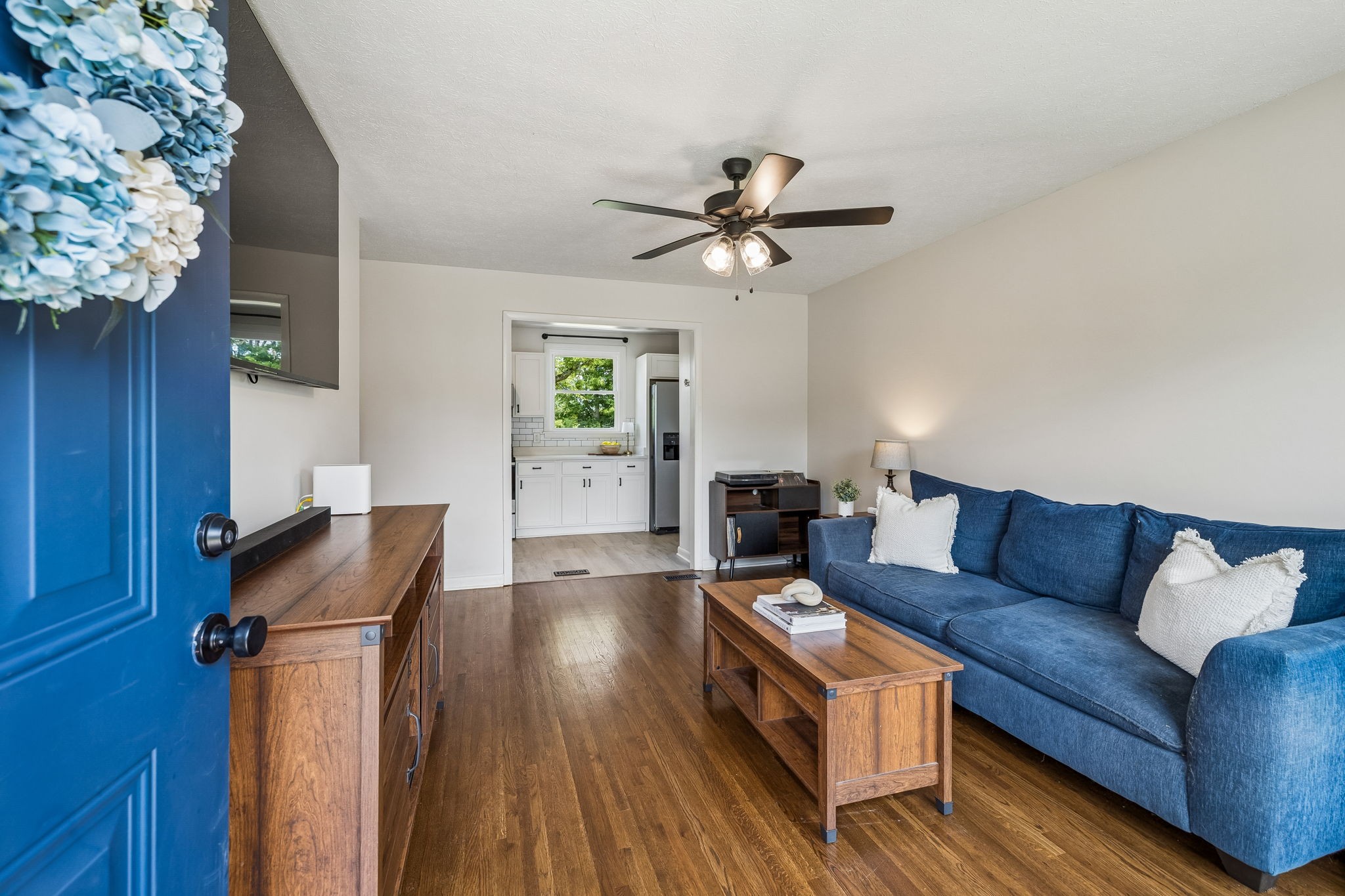 232 Sunset Blvd Property Photo 4