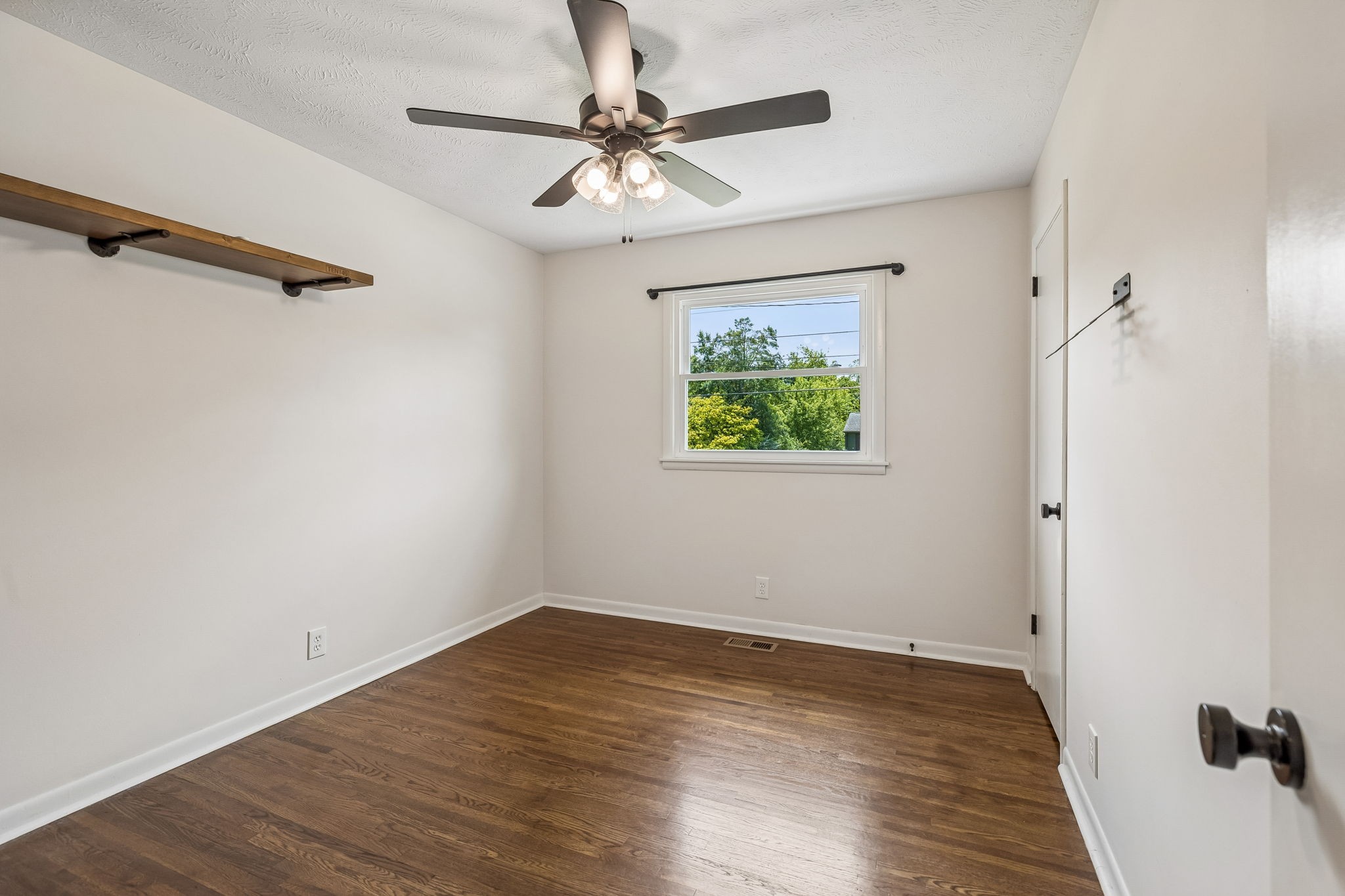 232 Sunset Blvd Property Photo 17