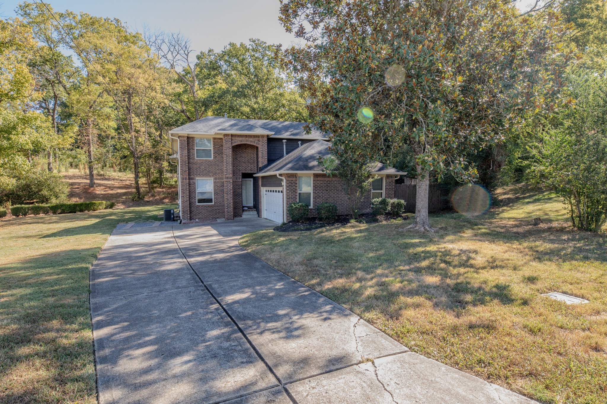 1748 Ridgemere Ct Property Photo 1