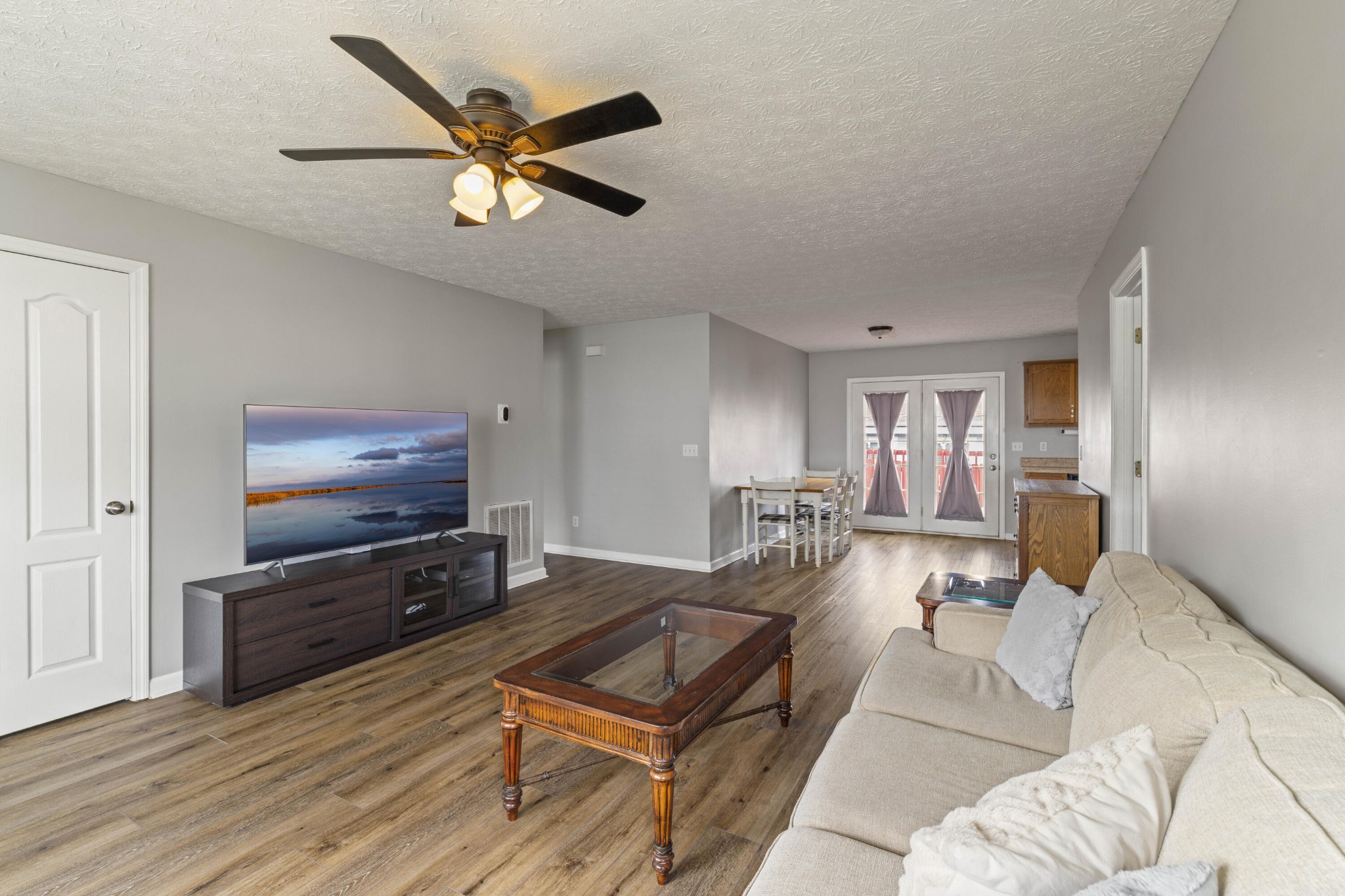 4266 Kayla Circle Property Photo 5