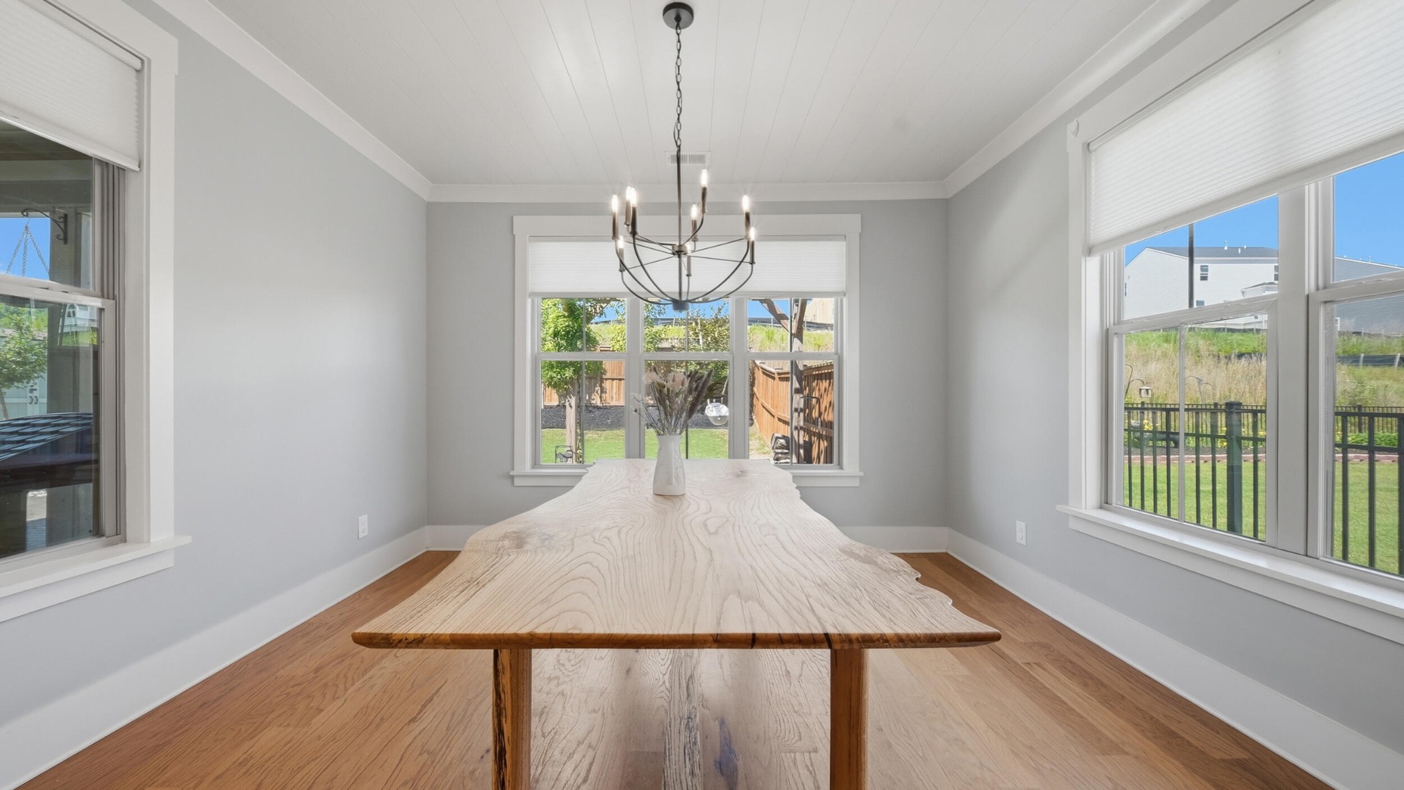 10607 Flicker Way Property Photo 10