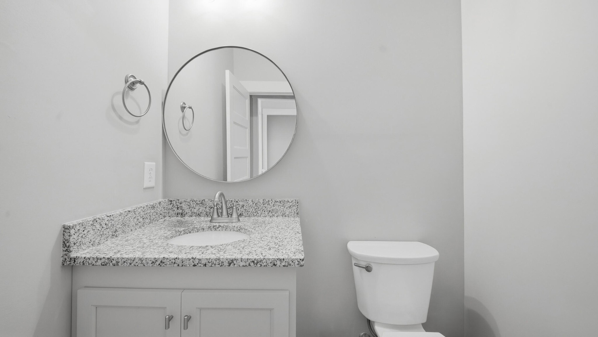 10607 Flicker Way Property Photo 17