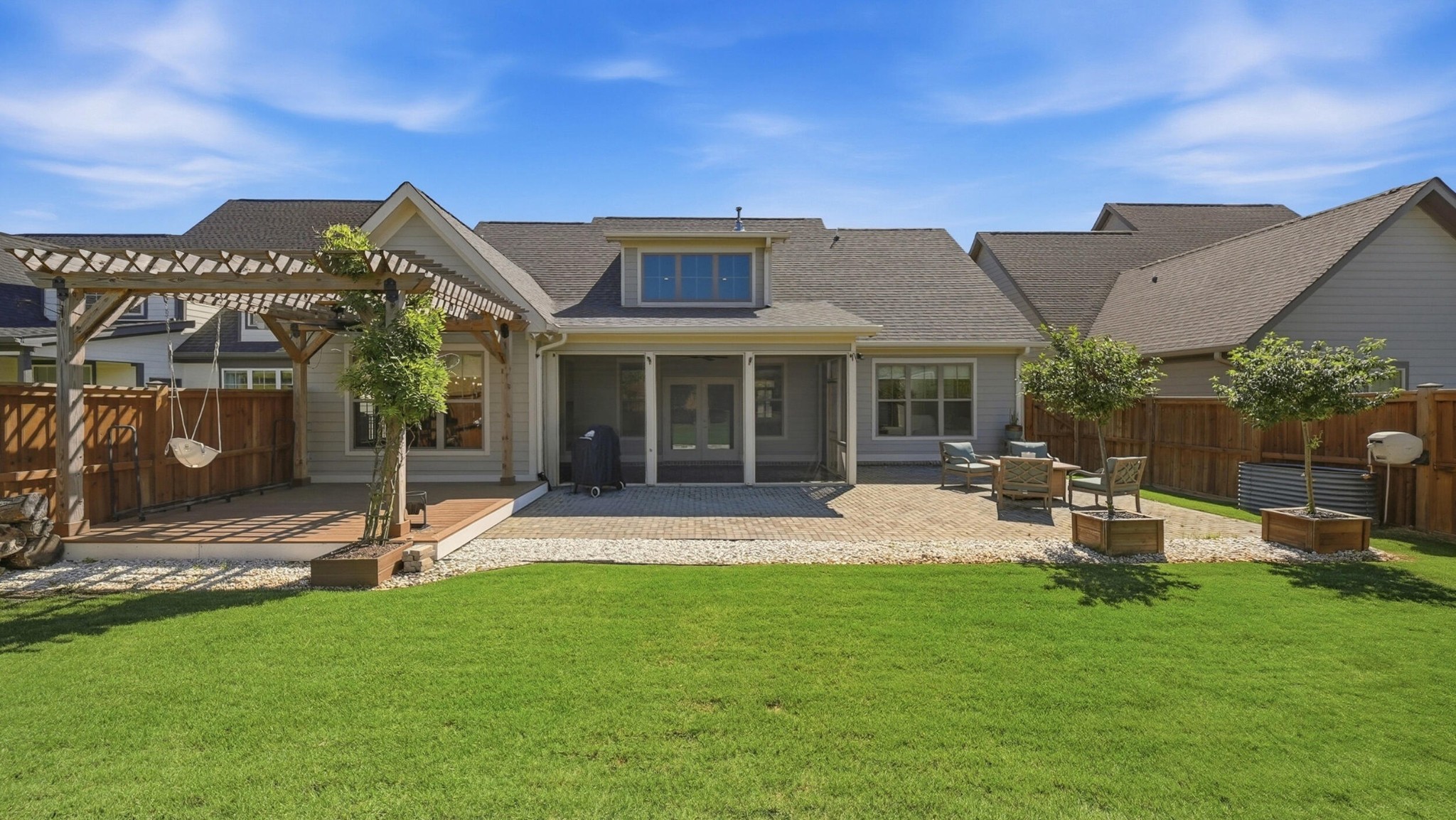 10607 Flicker Way Property Photo 33