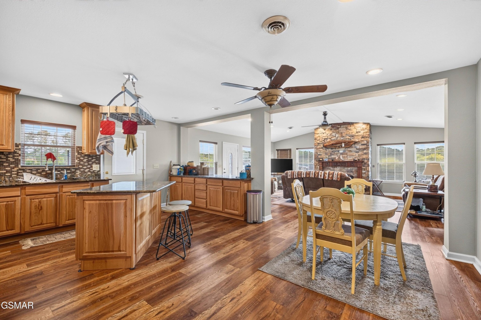 428 Shrader Road Property Photo 14