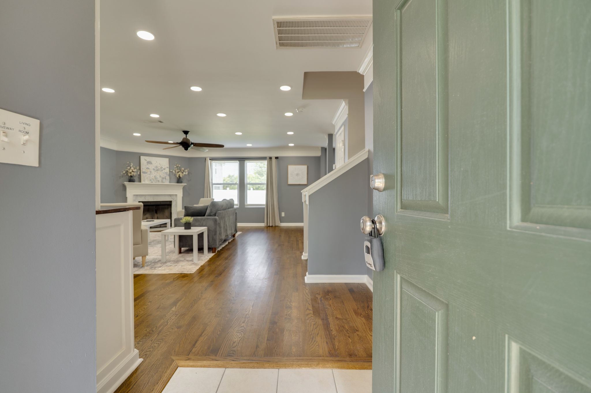 5534 Middlebury Dr Property Photo 5
