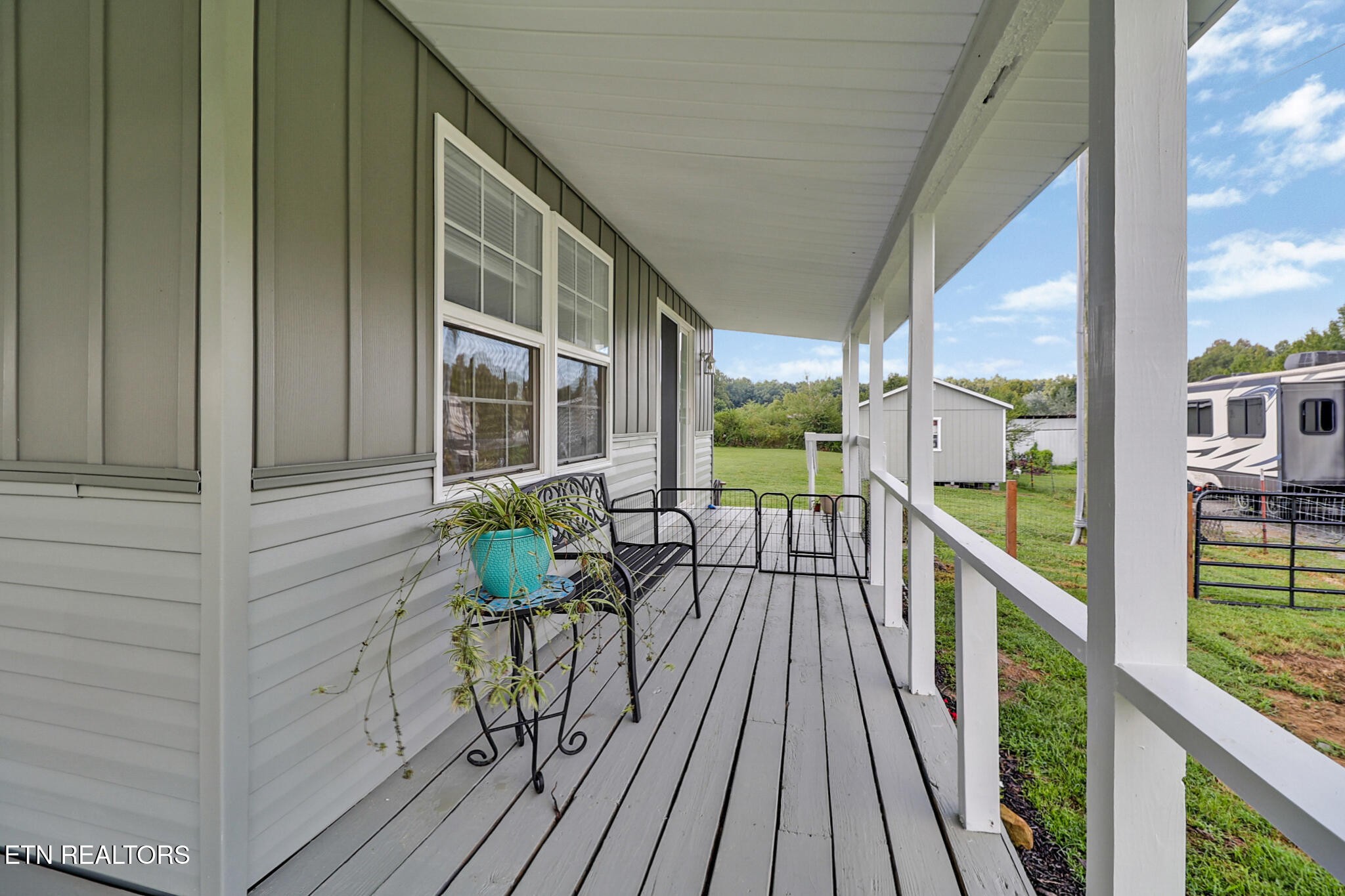 1197 Campground Rd Property Photo 8
