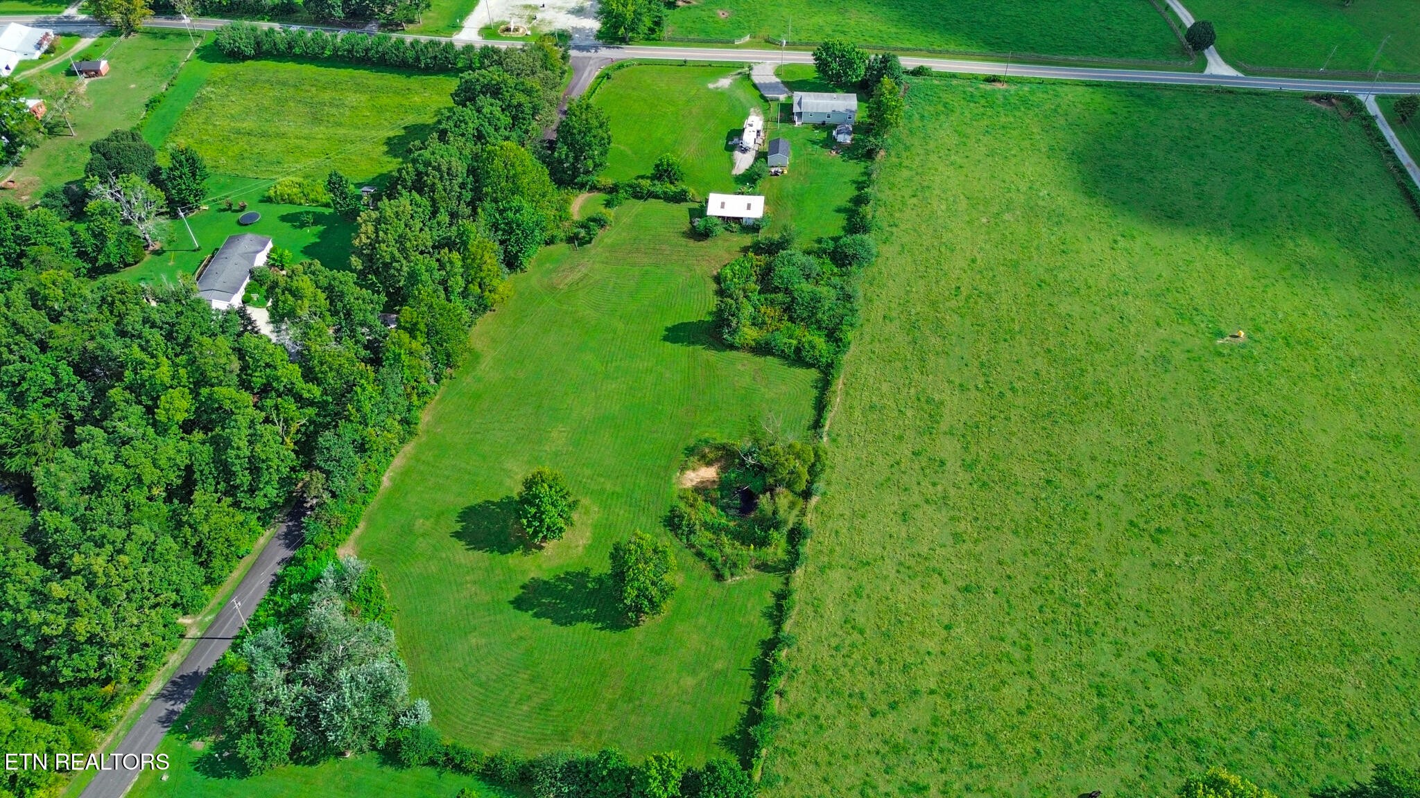 1197 Campground Rd Property Photo 32