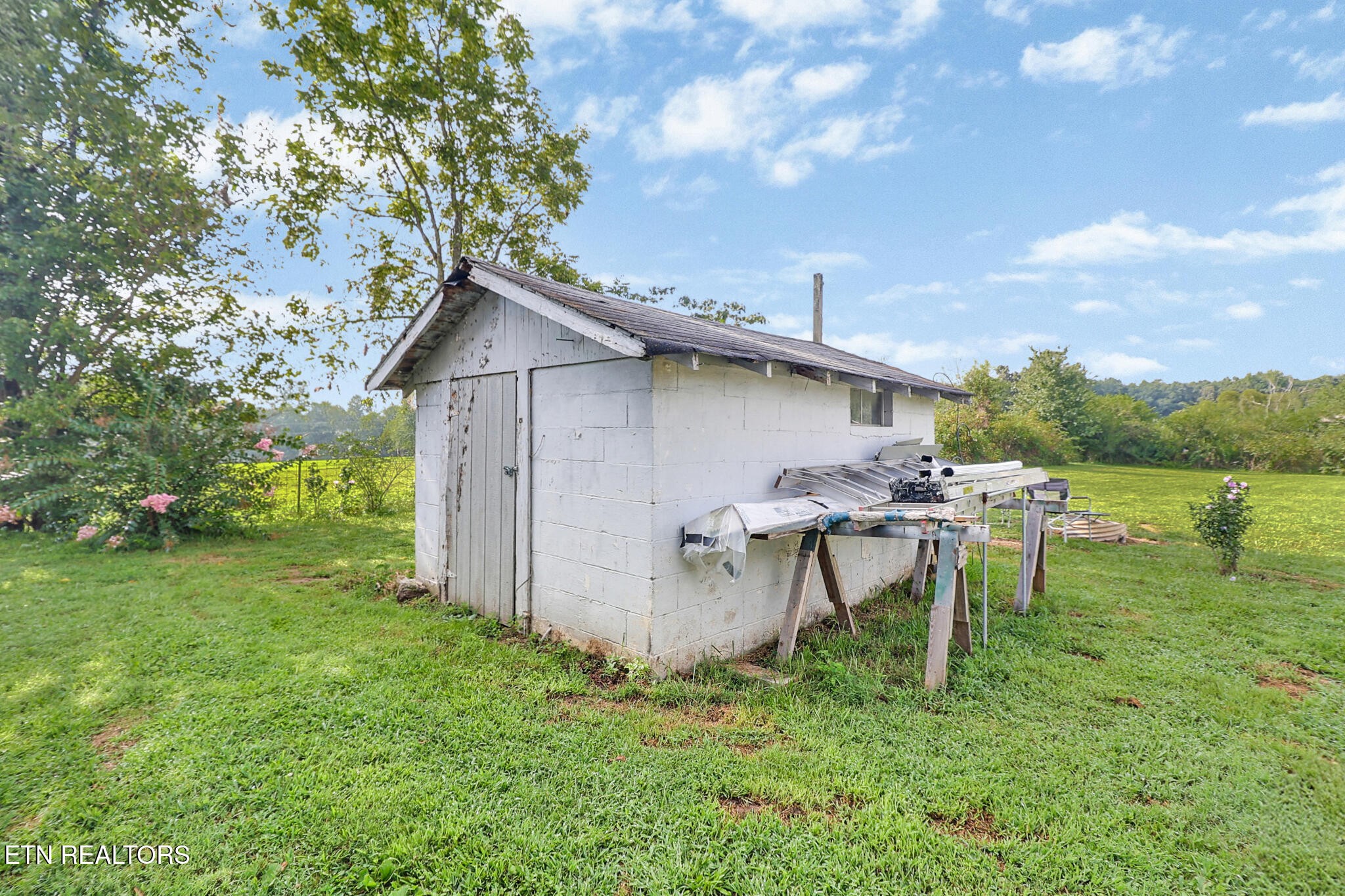 1197 Campground Rd Property Photo 34