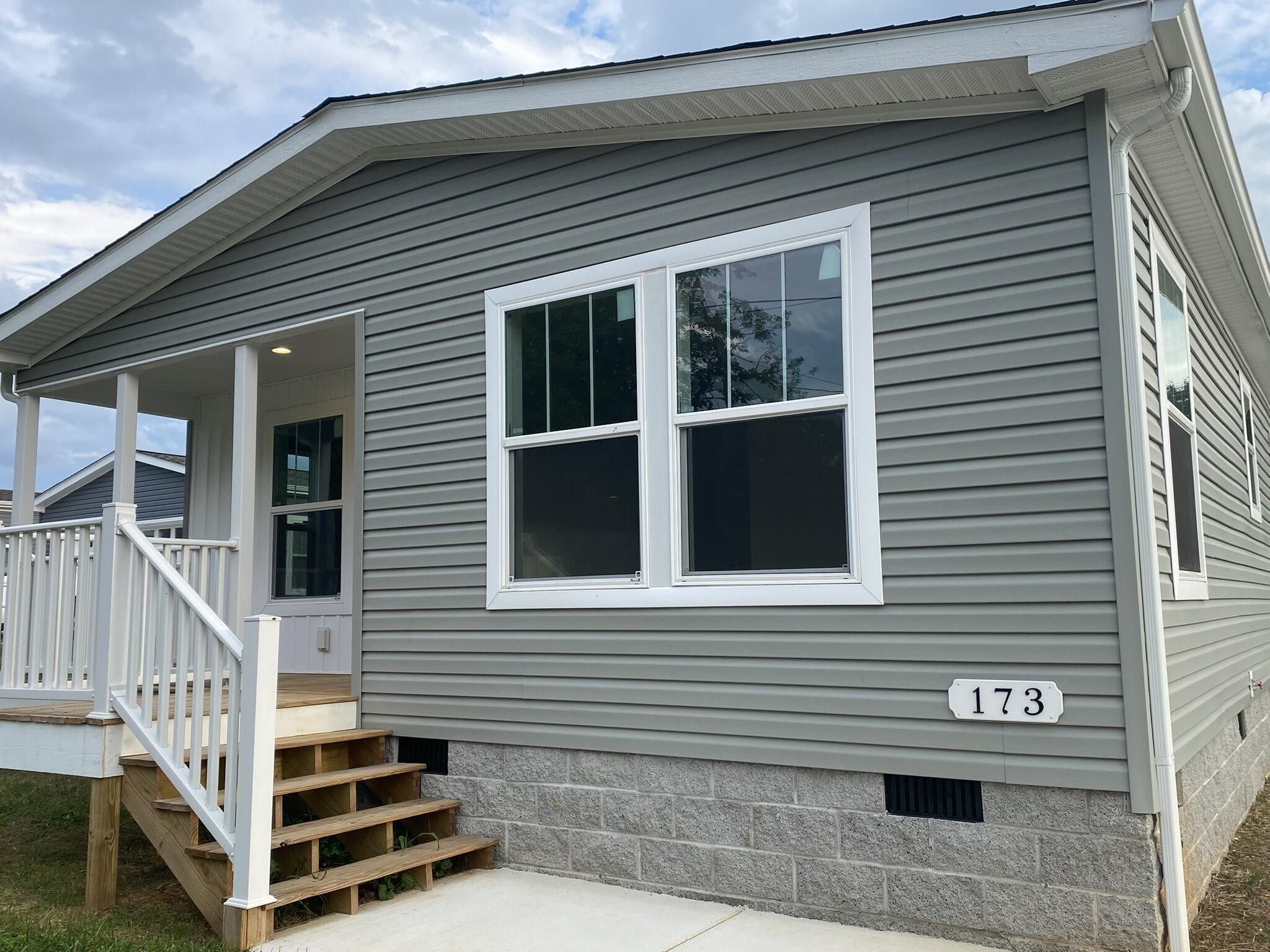 173 Dode Street Property Photo 1