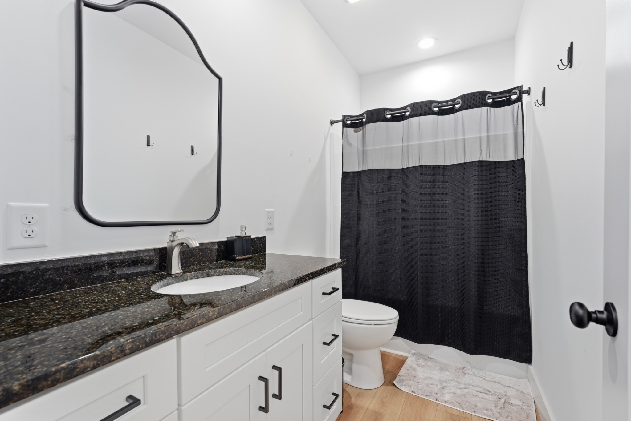 70 River Oaks Dr Property Photo 12