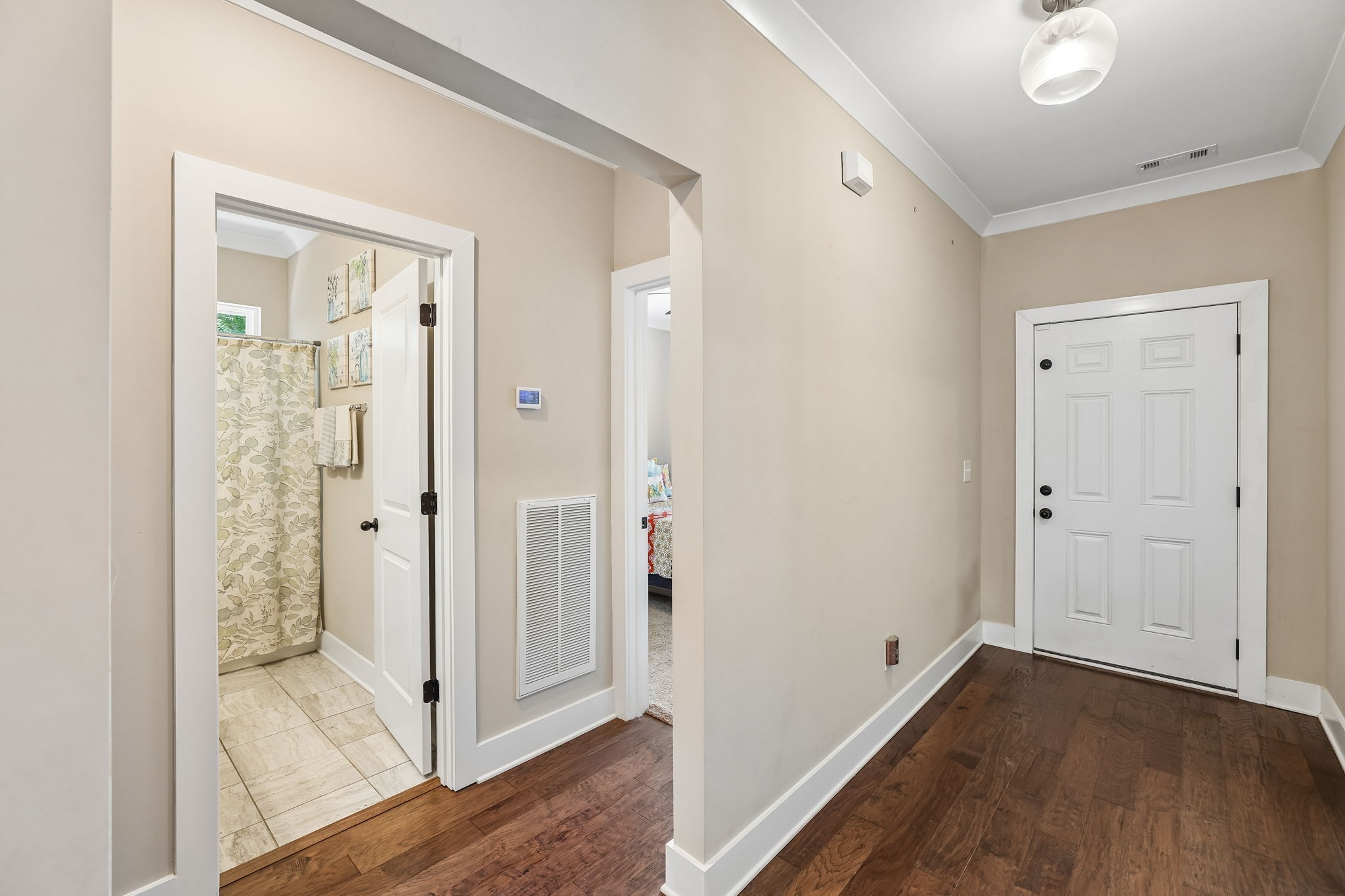 2604 Parkwood Dr Property Photo 17