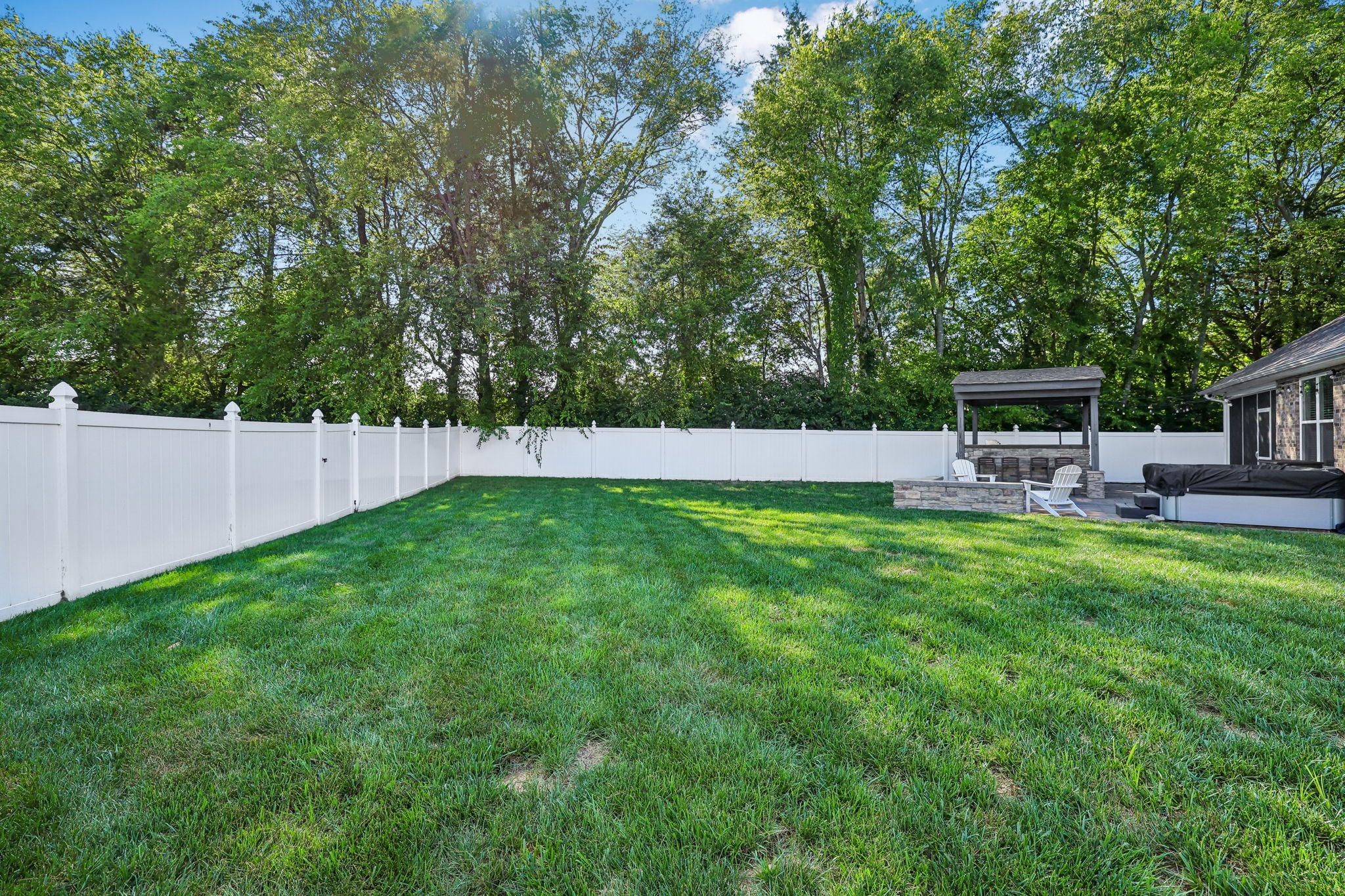 2604 Parkwood Dr Property Photo 82