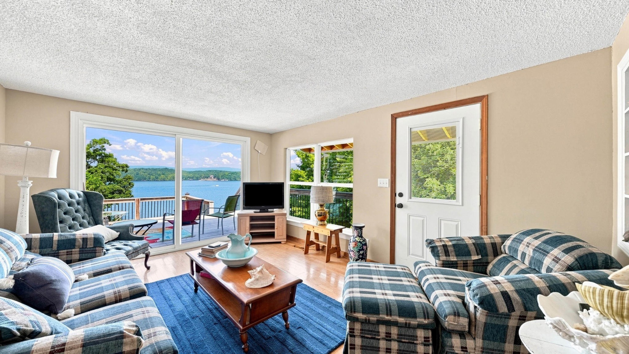 14310 Bluffview Drive Property Photo 14