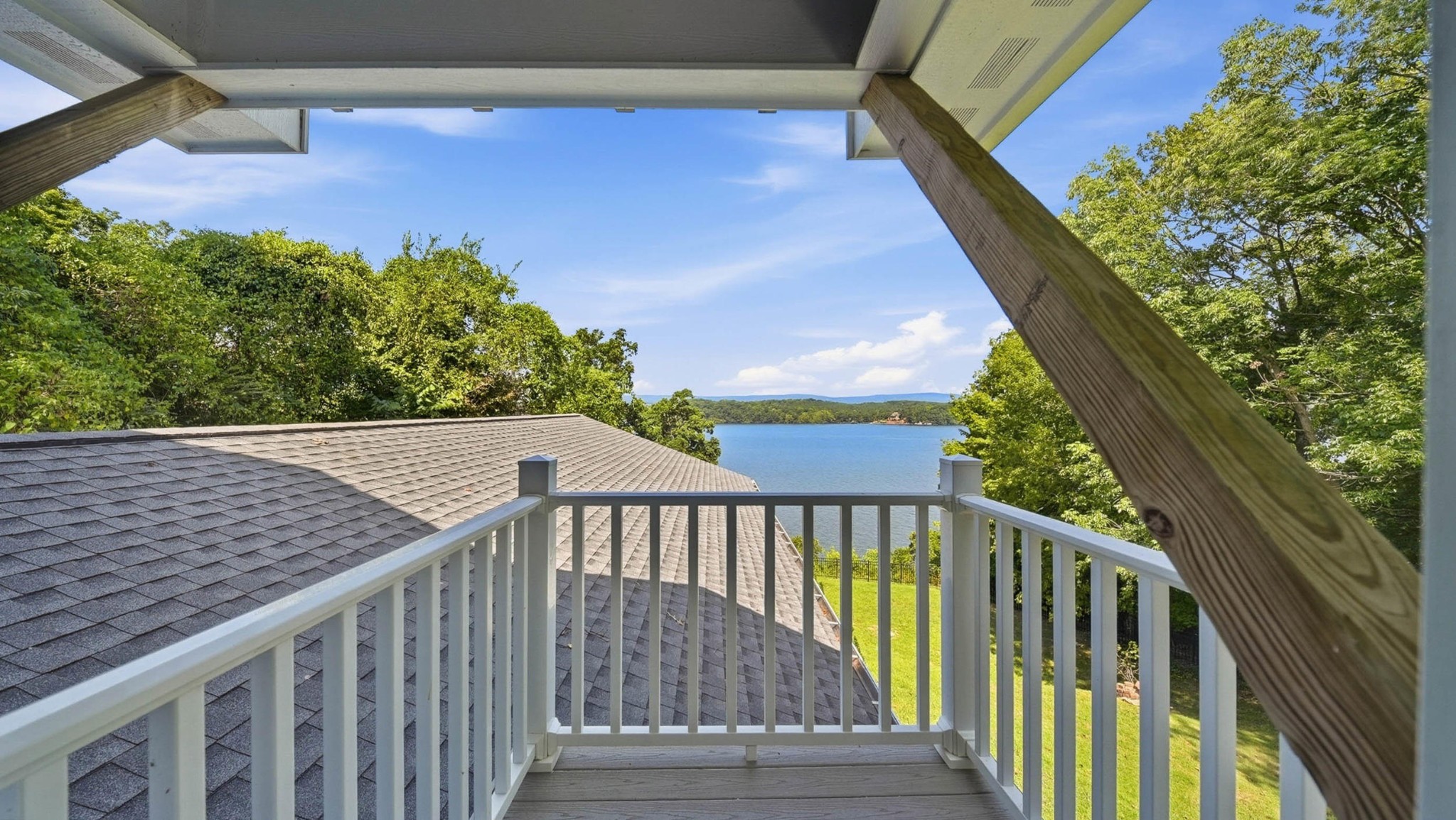 14310 Bluffview Drive Property Photo 48