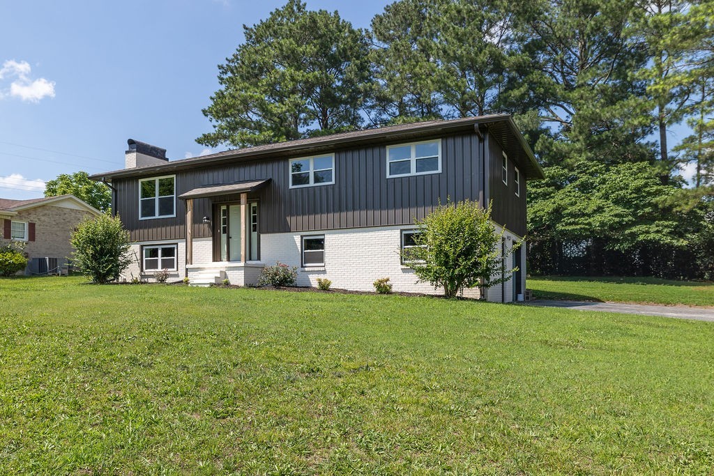 1708 Deer Hollow Dr Property Photo 1