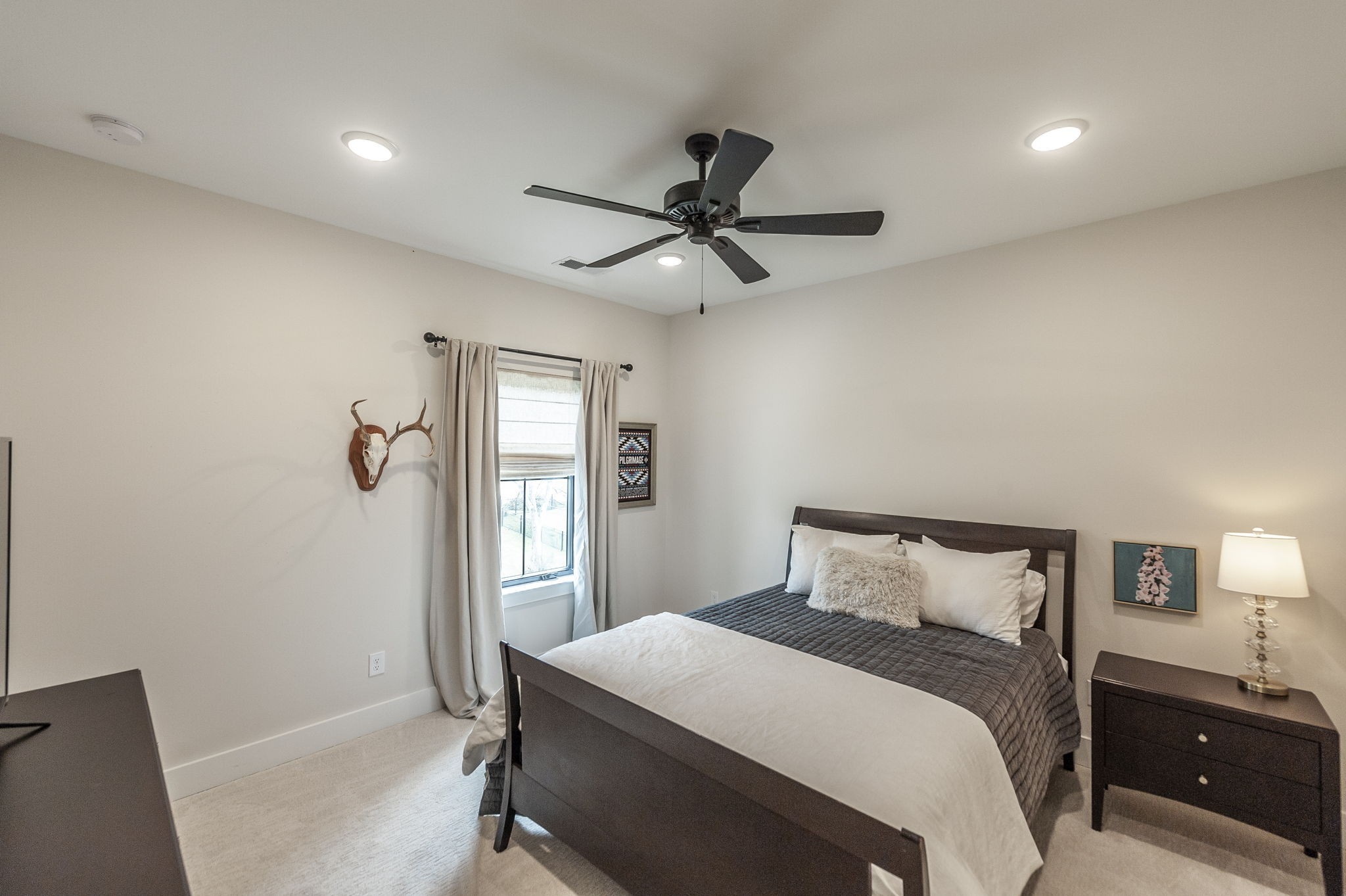 1305 Twin Springs Dr Property Photo 53