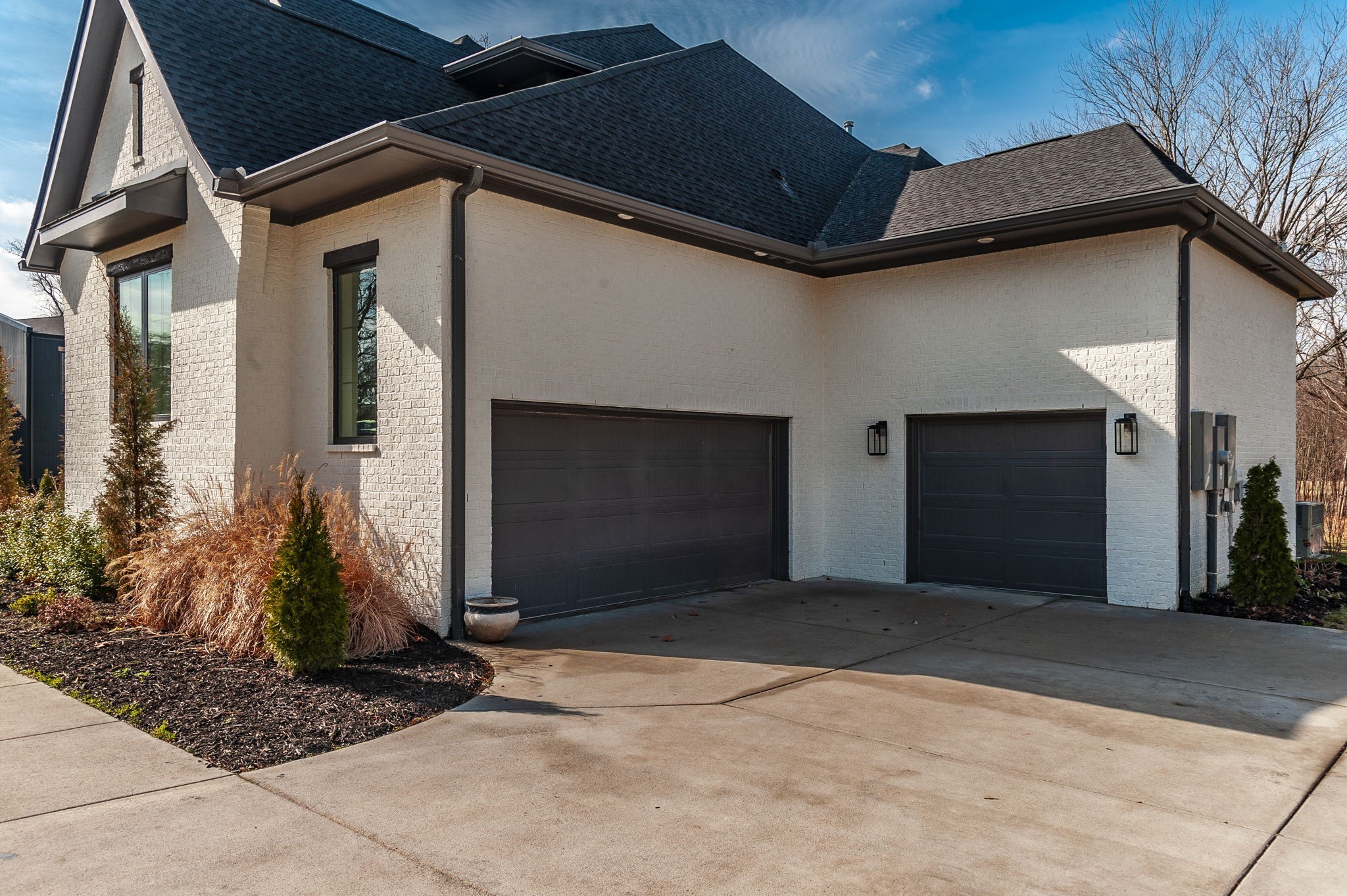 1305 Twin Springs Dr Property Photo 62