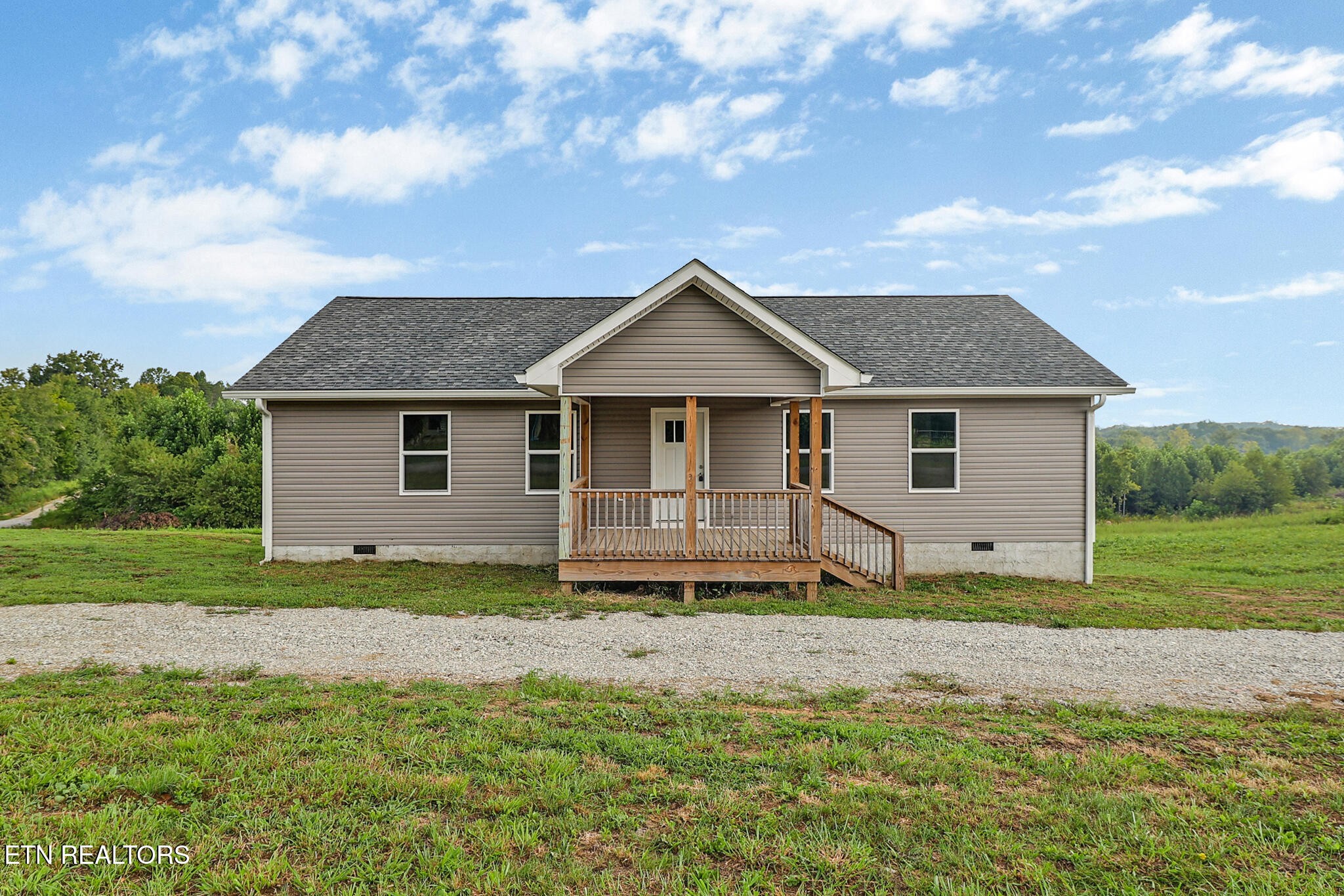 1081 Old Sunbright Rd Property Photo 1