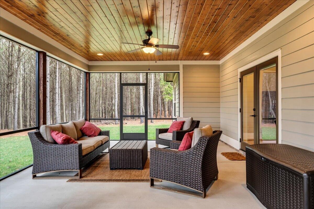 3590 Crockett Pointe Property Photo 34